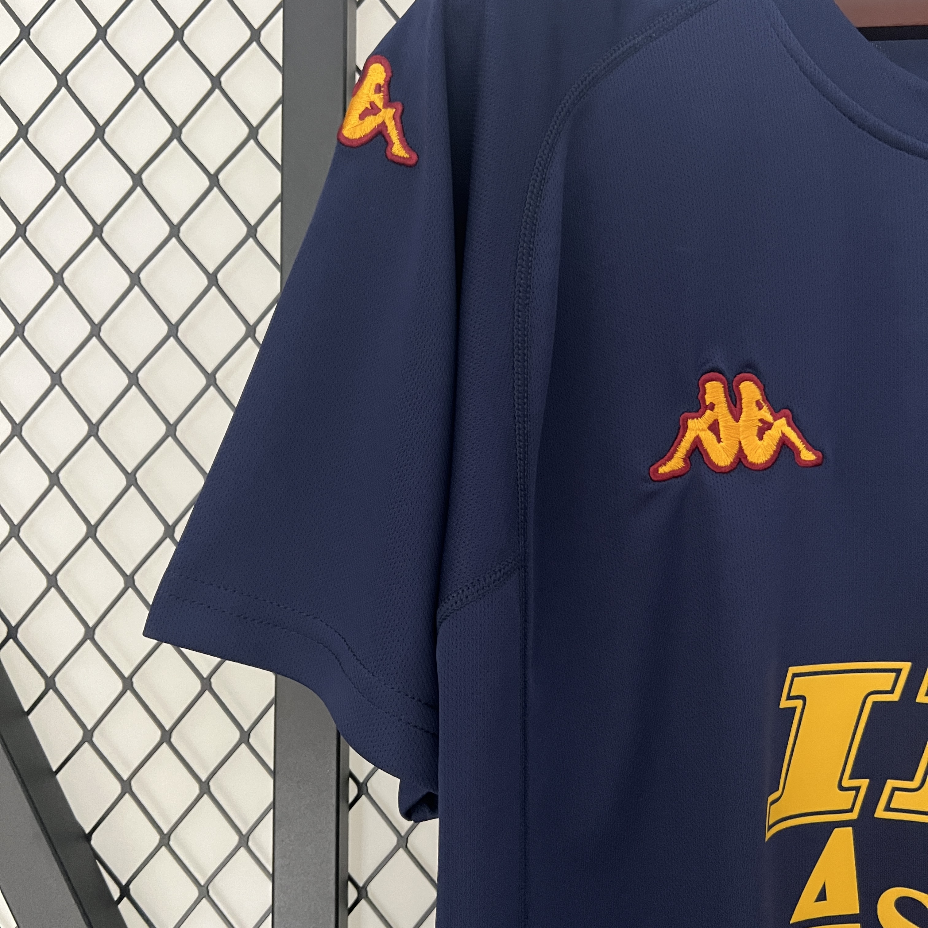 AlphaJersey-Retro Roma 2000-01 Third Jersey