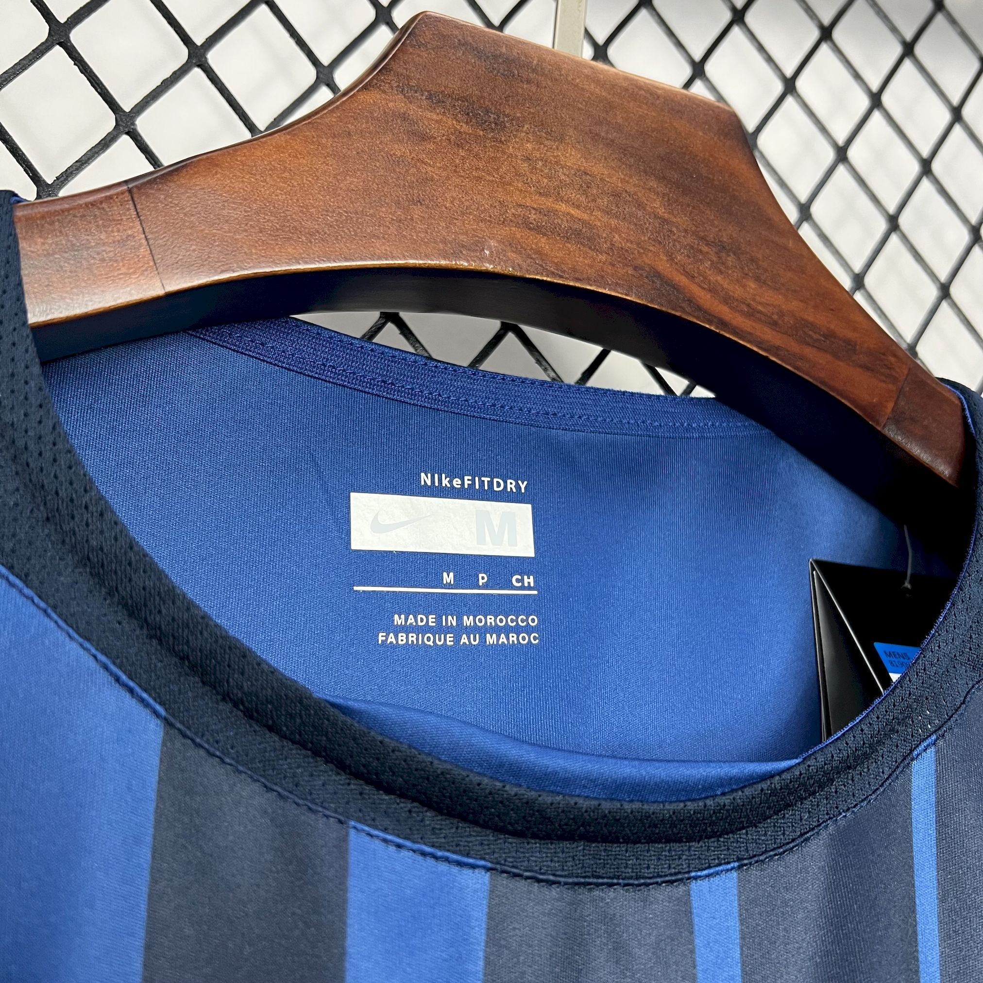 AlphaJersey-Retro Barcelona 04-05 Away Jersey