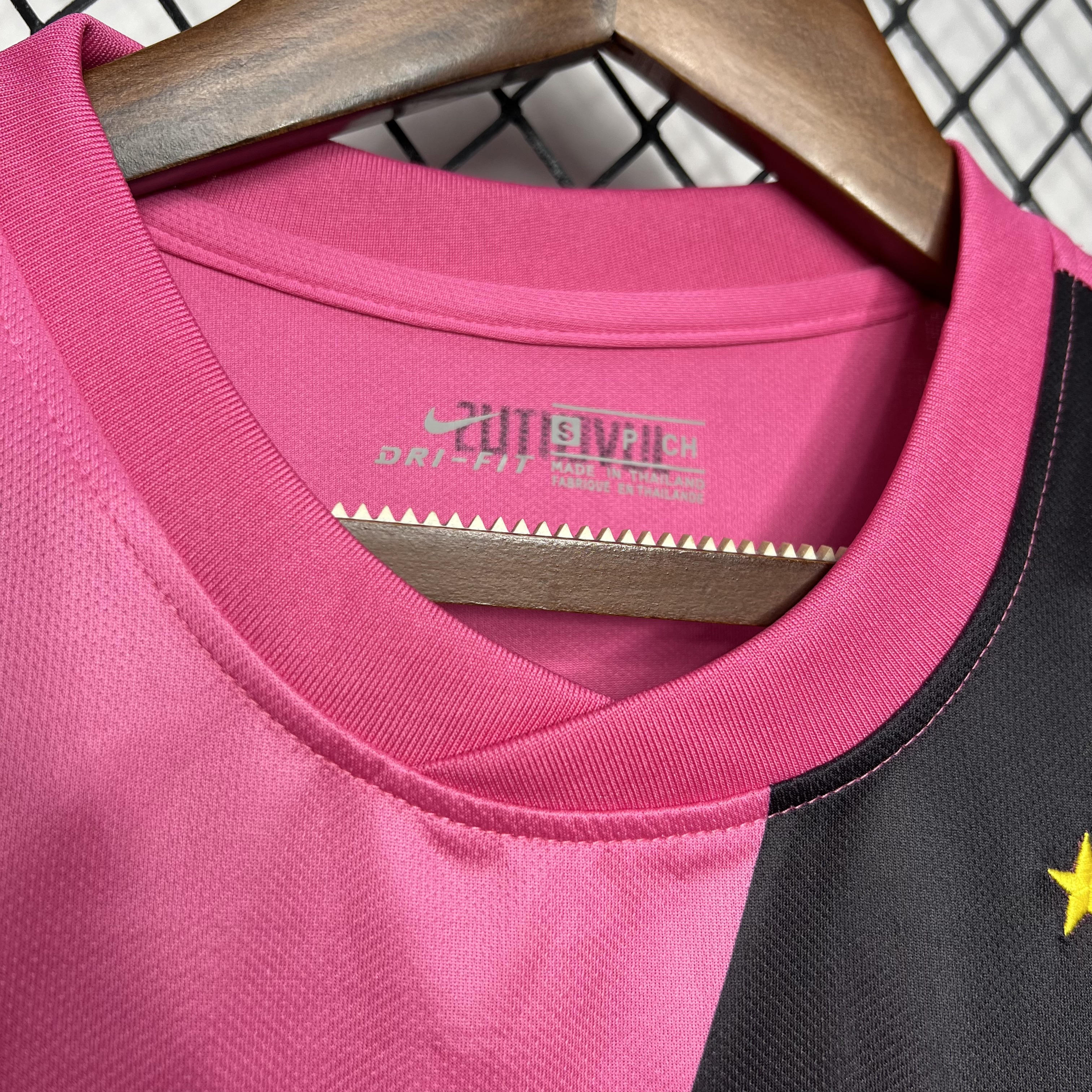 AlphaJersey-Retro Juventus 2011-12 Away Jersey