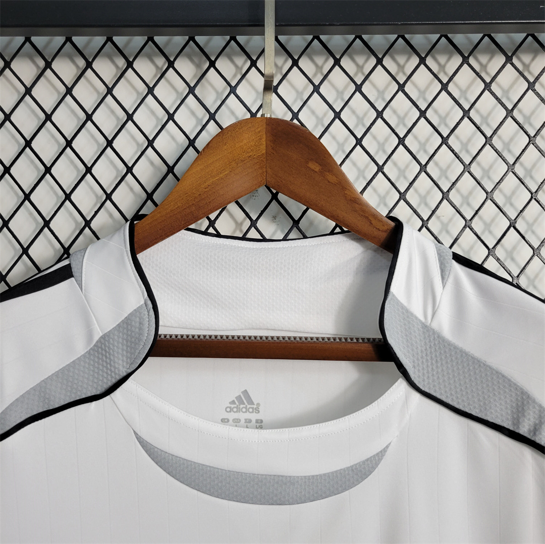 AlphaJersey-Real Madrid Retro 06-07 Home Stadium Jersey