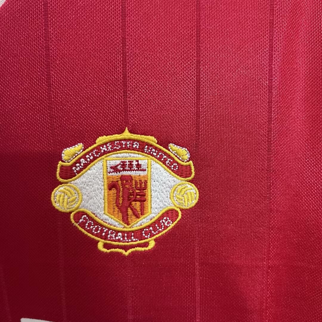 AlphaJersey-Retro Manchester United 82-83 Home Long Sleeve Jersey