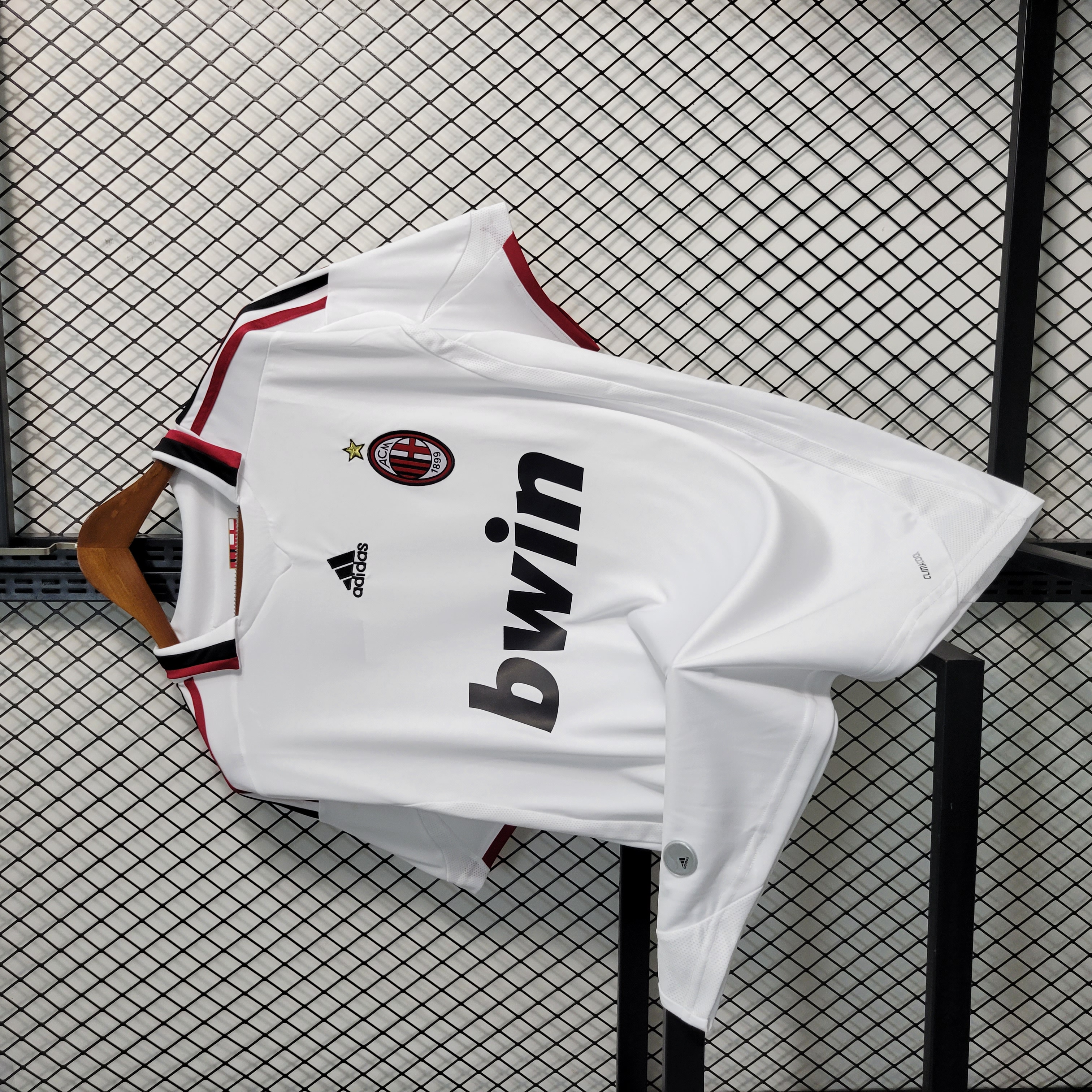 AlphaJersey-Retro AC Milan 2009-10 Away Stadium Jersey