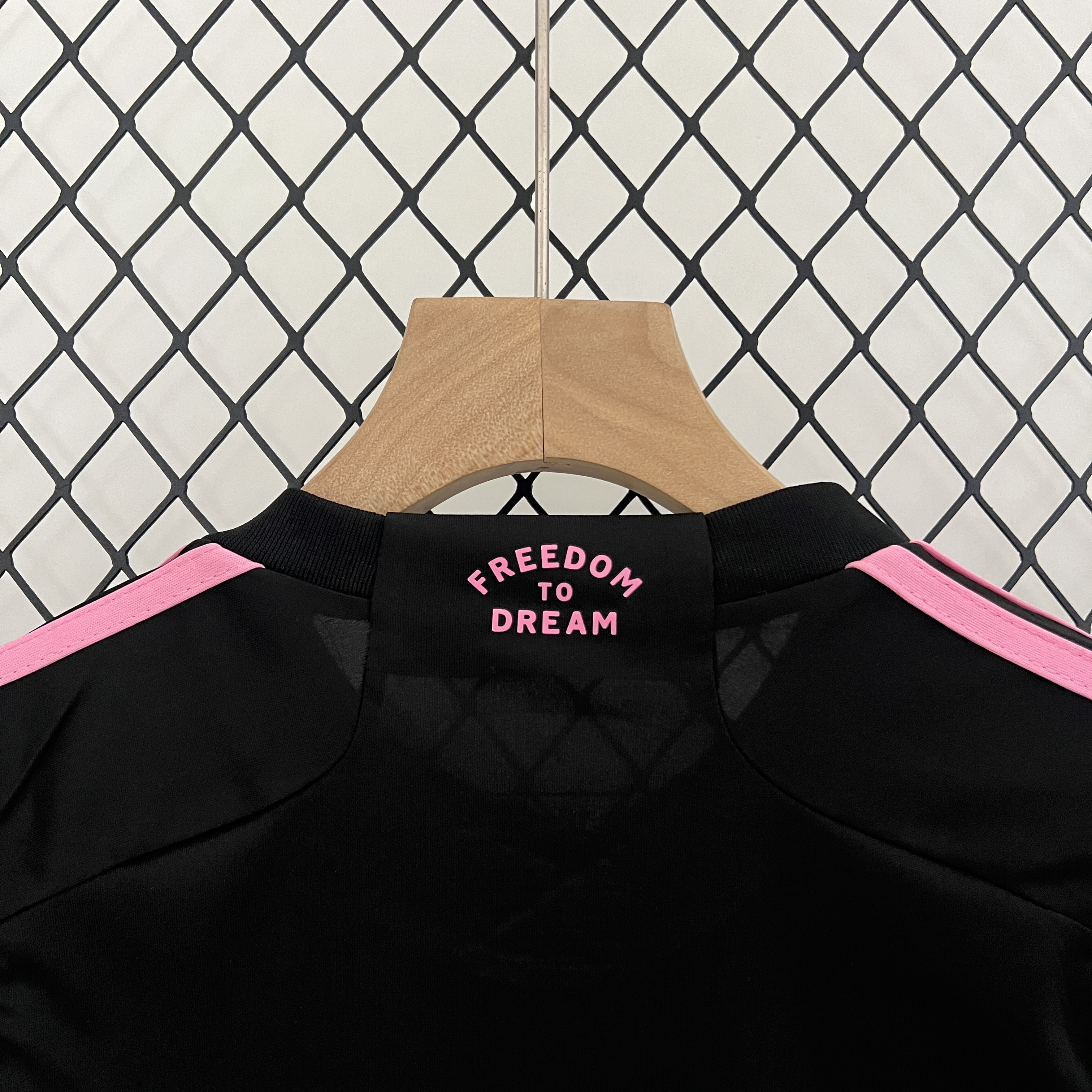 AlphaJersey-Inter Miami 2024 Away Stadium Kids Kit
