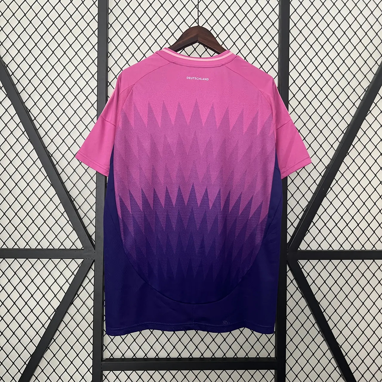 Socce Jerseys-topleaguejerseys.com