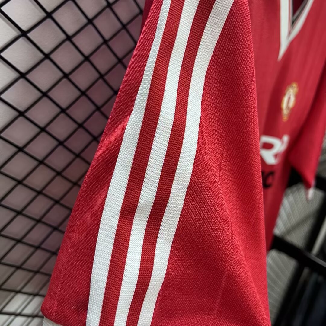 AlphaJersey-Retro Manchester United 82-83 Home Stadium Jersey
