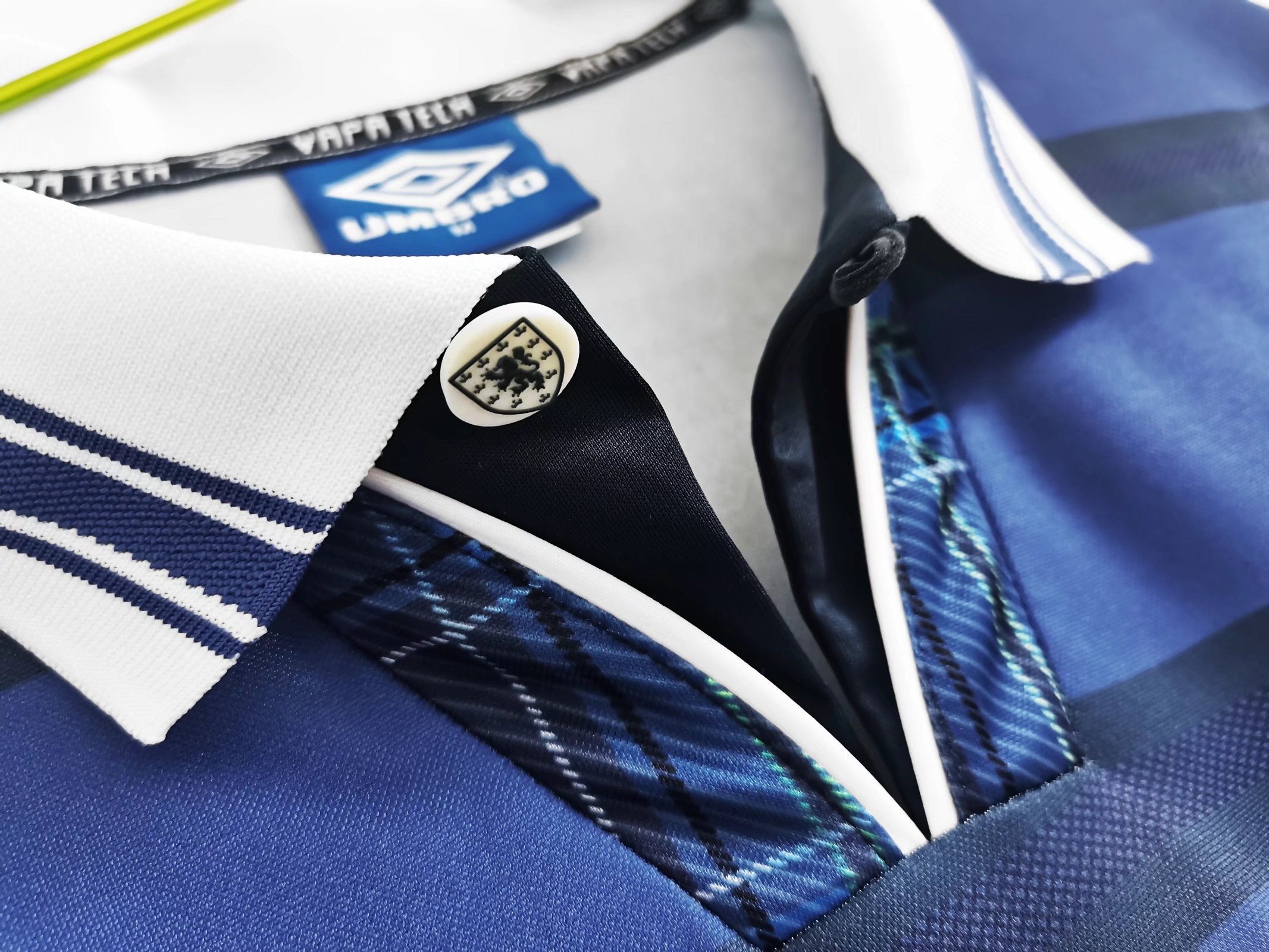 AlphaJersey-Retro S-c-o.t l.a-n.d 1998-00 Home Jersey - Fans Version