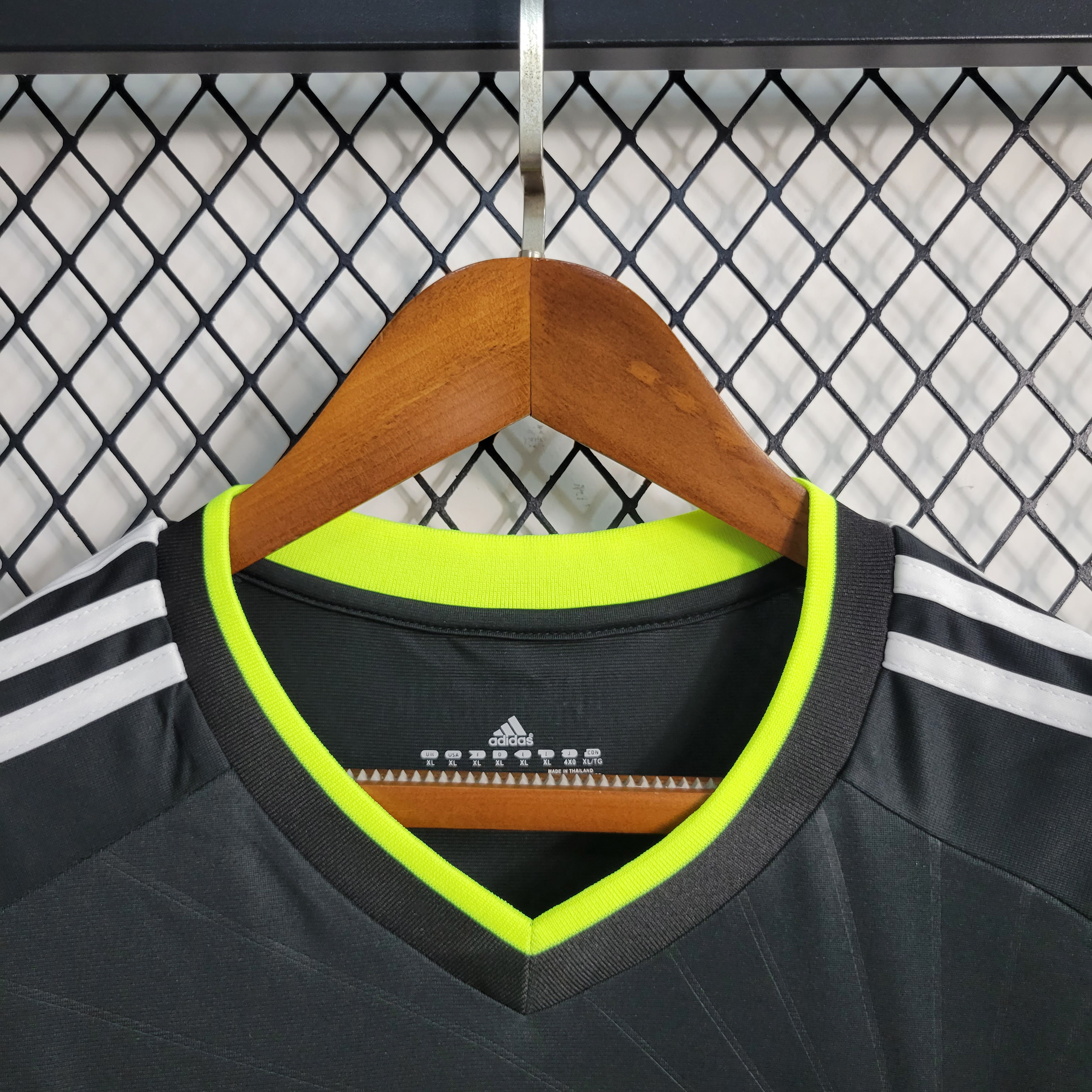 AlphaJersey-Retro Real Madrid 10-11 Away Stadium Long Sleeve Jersey