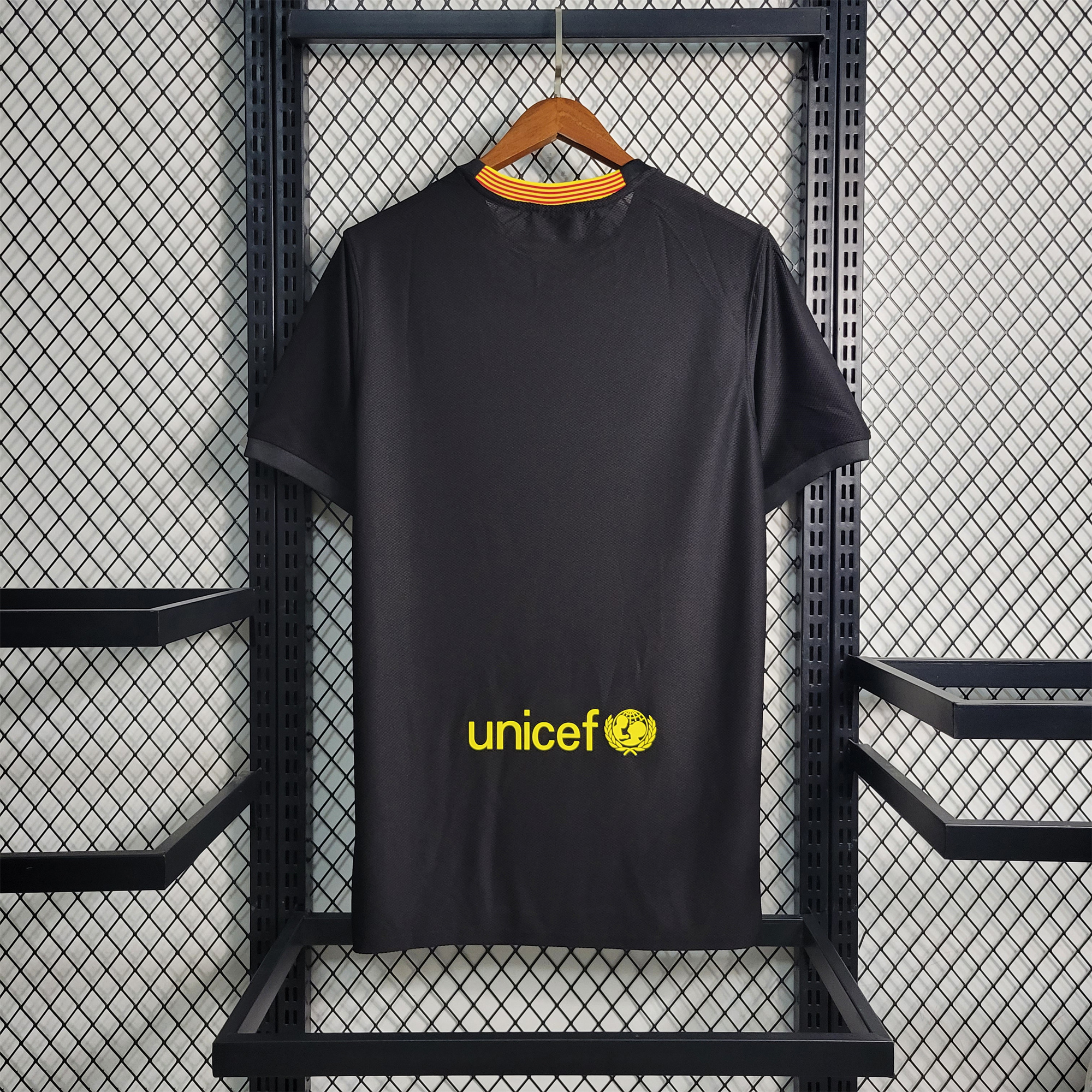 AlphaJersey-Retro Barcelona 13-14 Third Jersey