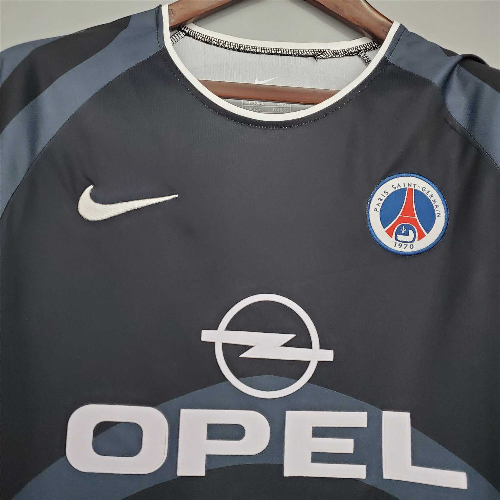 AlphaJersey-Retro Paris Saint-Germain PSG 2001-02 Third Jersey