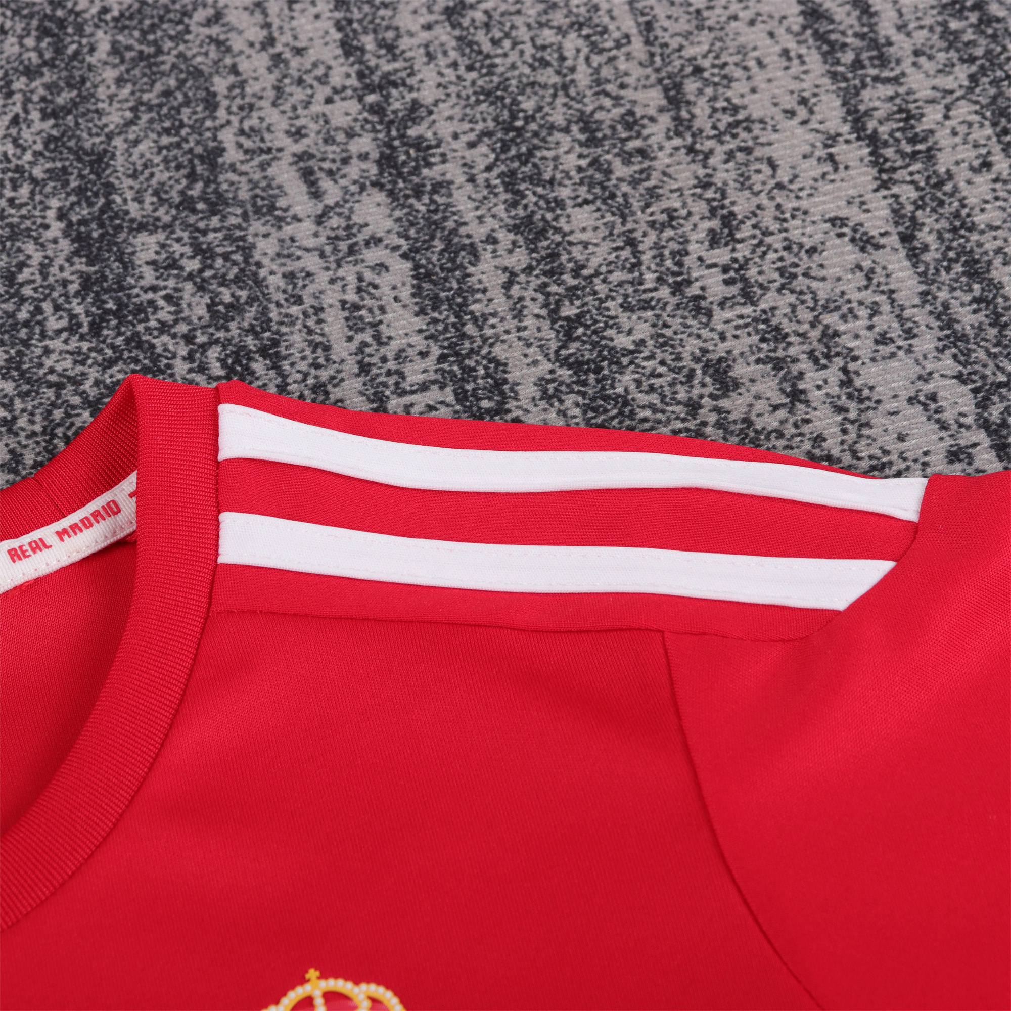 AlphaJersey-Retro Real Madrid 2011-12 Third Kids Kit
