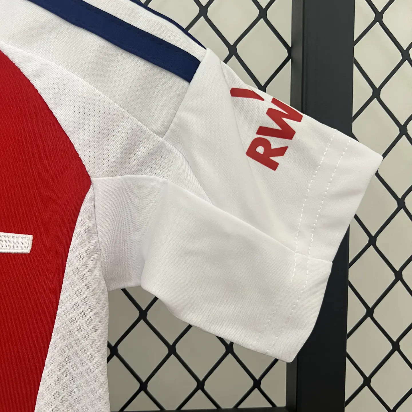 Socce Jerseys-topleaguejerseys.com