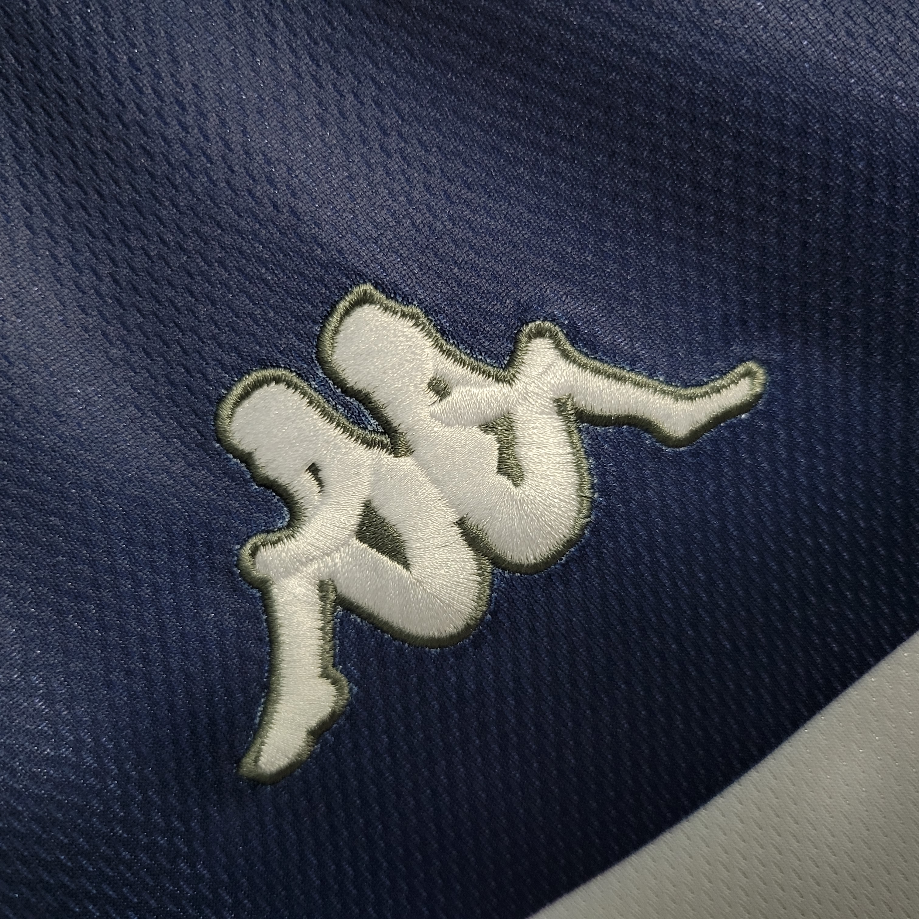 AlphaJersey-Retro Manchester City 1997-98 Away Stadium Jersey