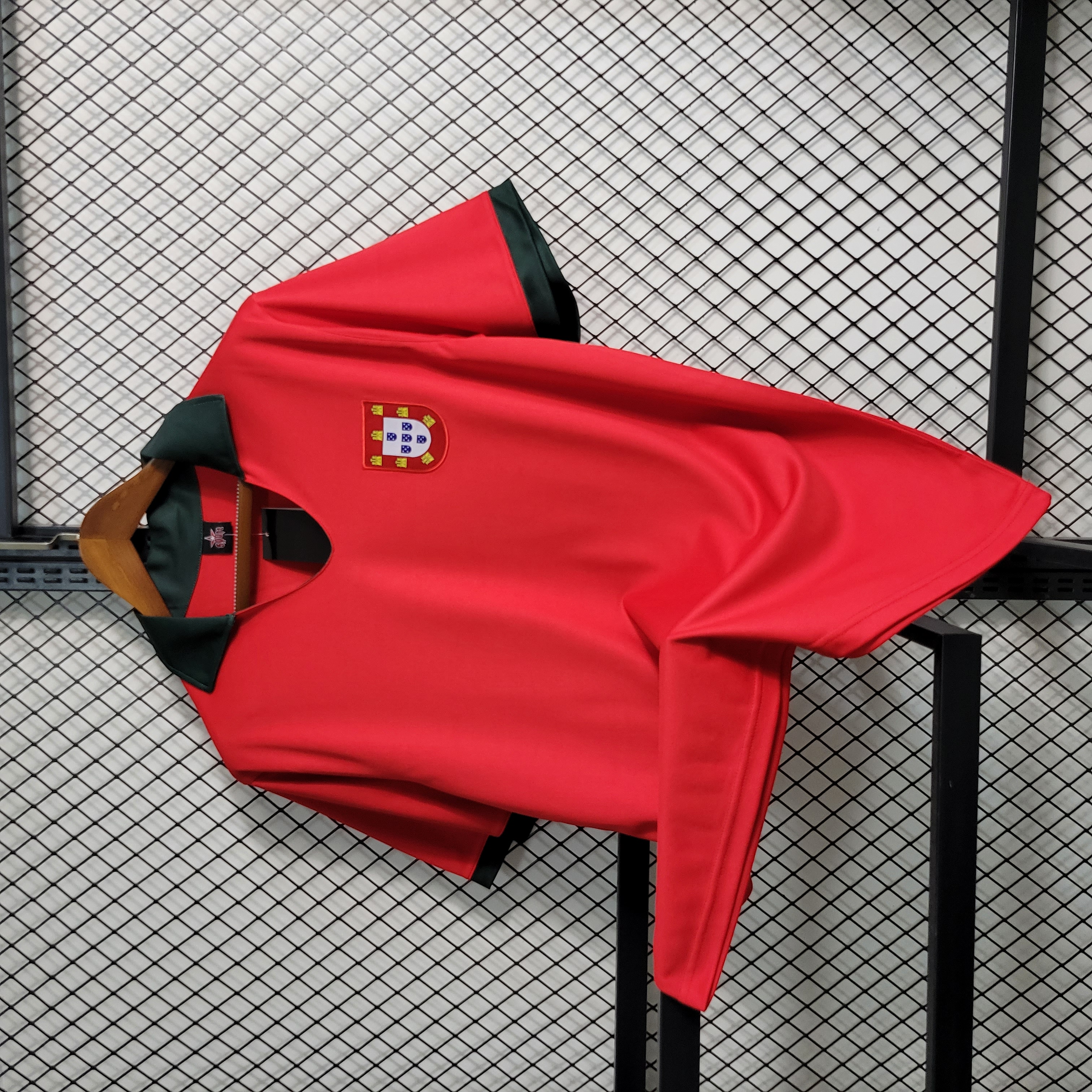 AlphaJersey-Retro Portugal 1972 Home Stadium Jersey