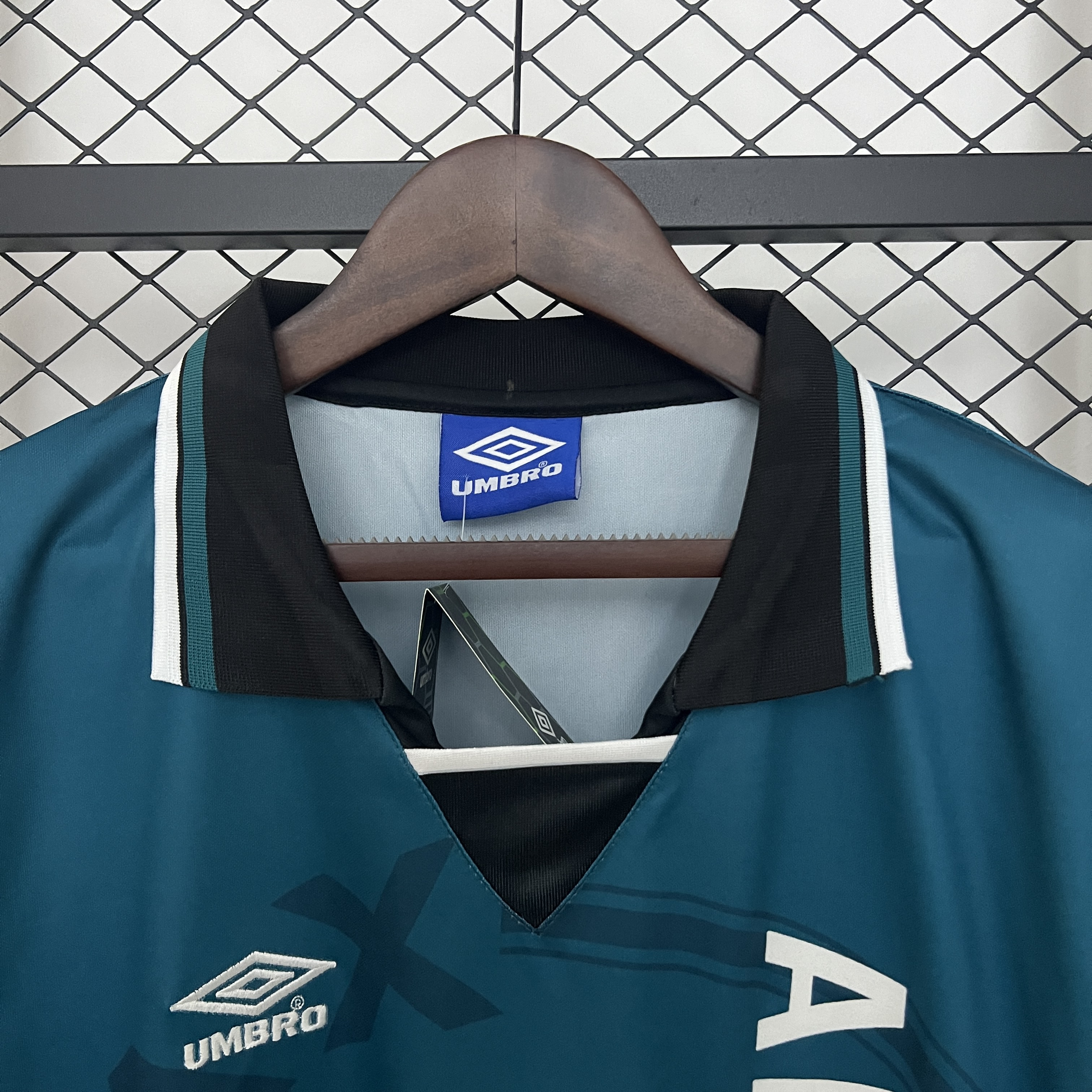 AlphaJersey-Retro Ajax 1995-96 Away Jersey
