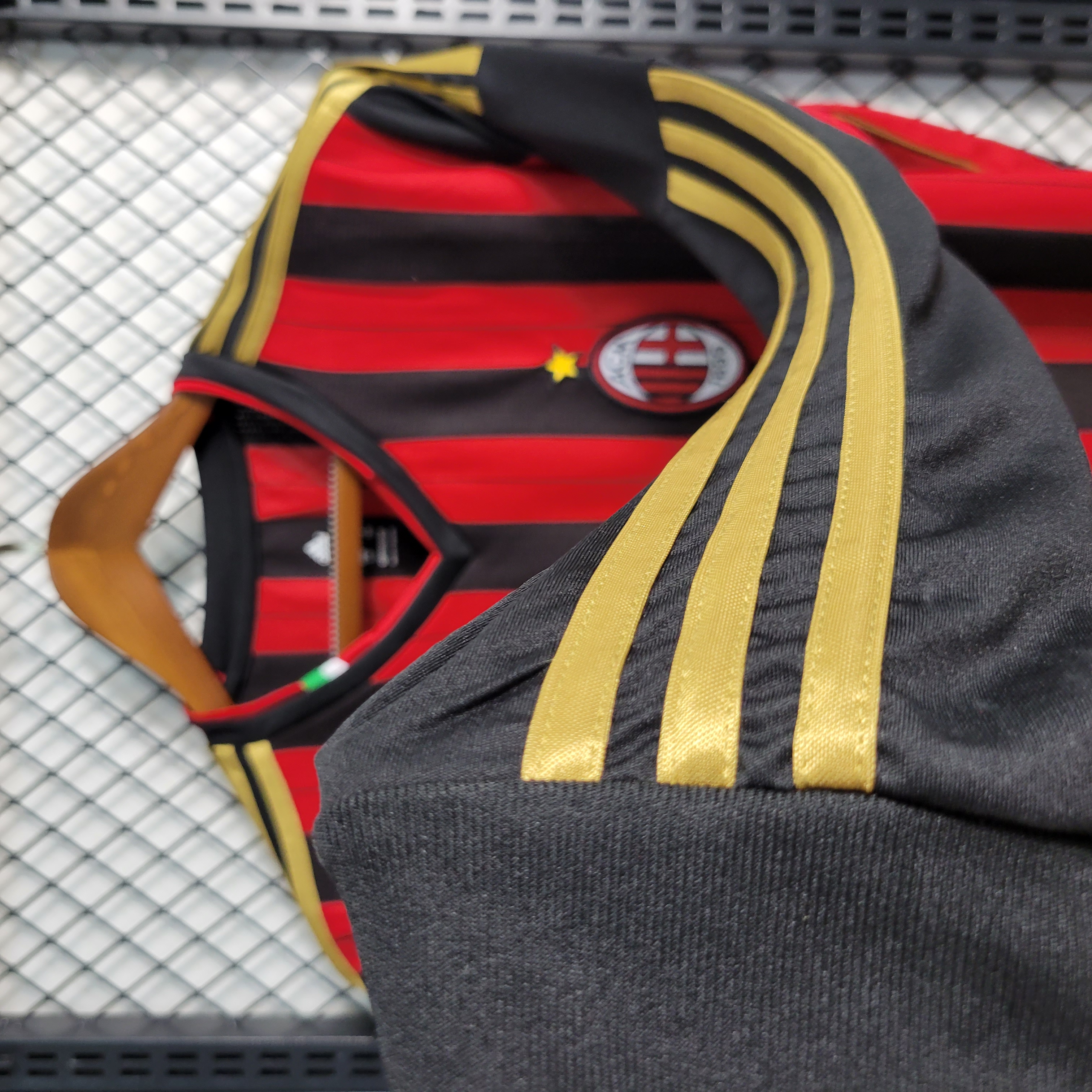 AlphaJersey-Retro AC Milan 13-14 Home Stadium Long Sleeve Jersey