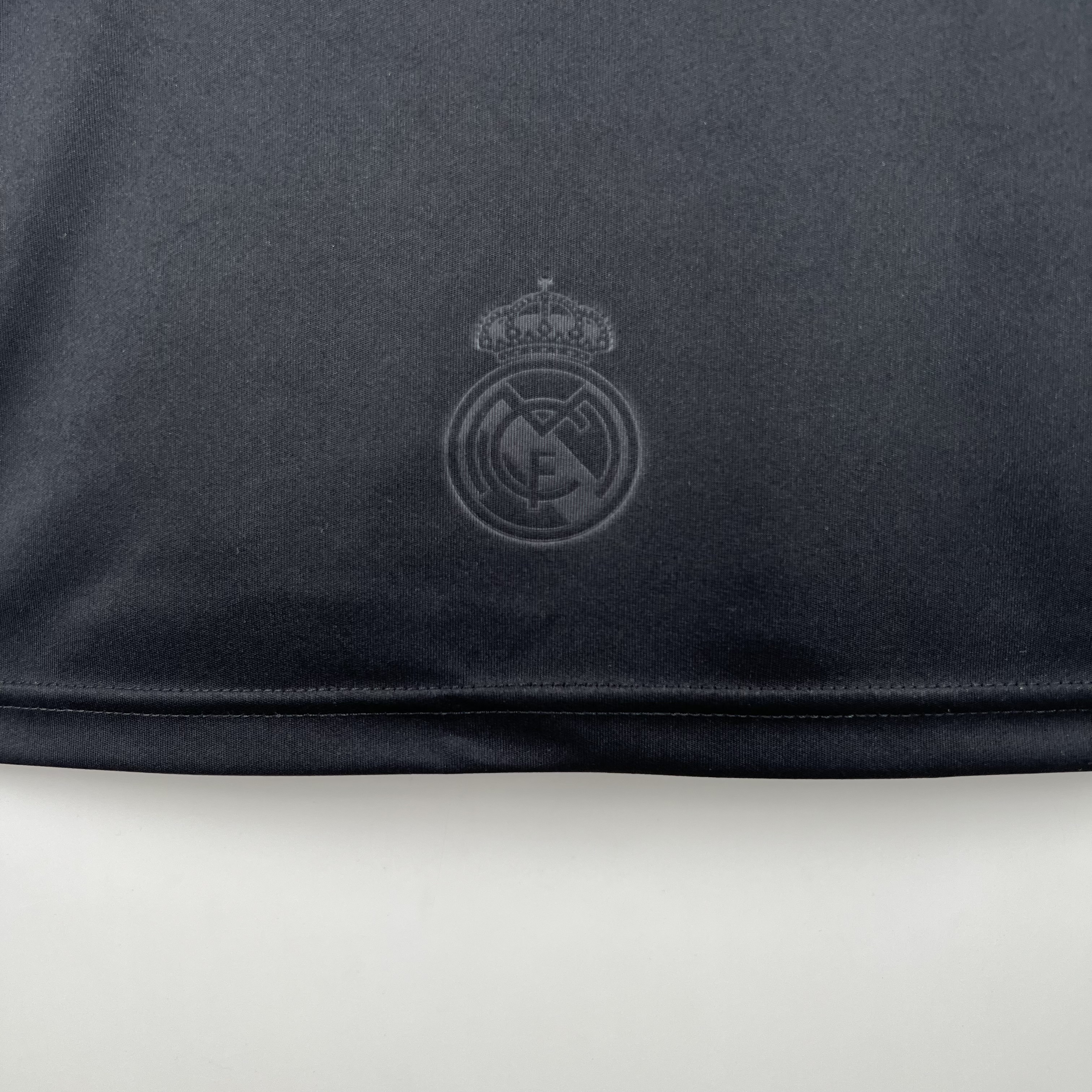 AlphaJersey-Retro Real Madrid 08-09 Third Jersey