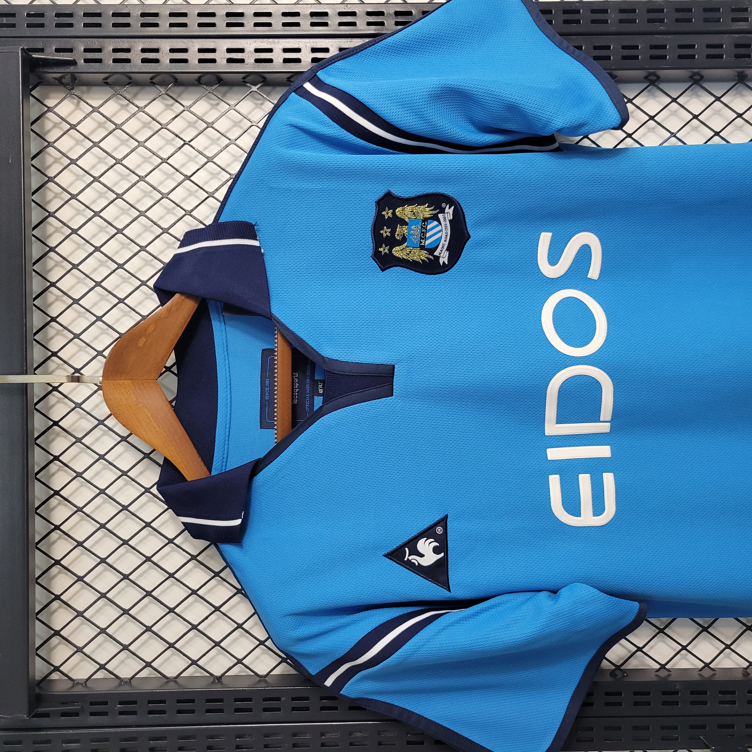 AlphaJersey-Retro Manchester City 2001-02 Home Stadium Jersey