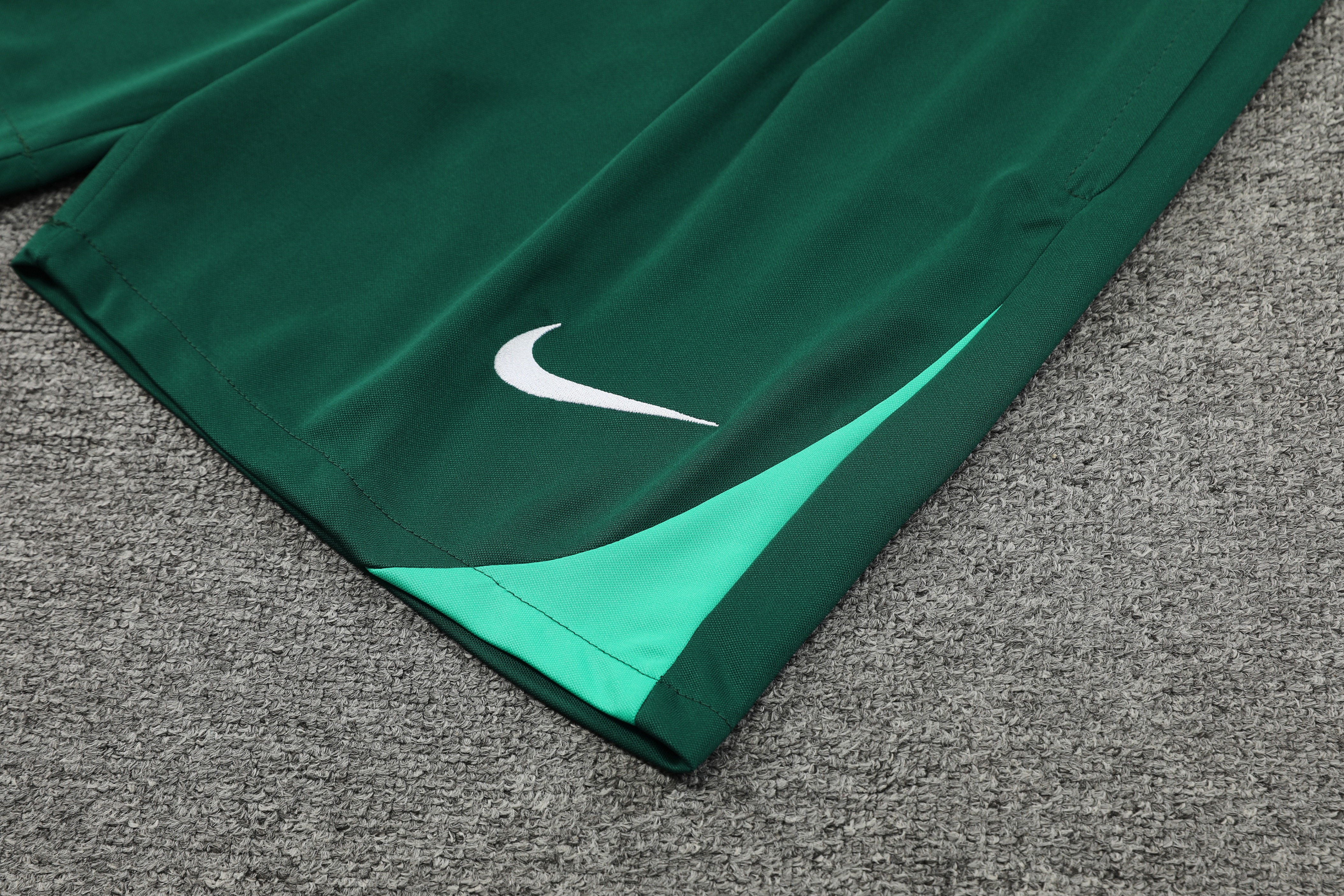 AlphaJersey-Portugal 2024 Short-Sleeve Training Set - Green