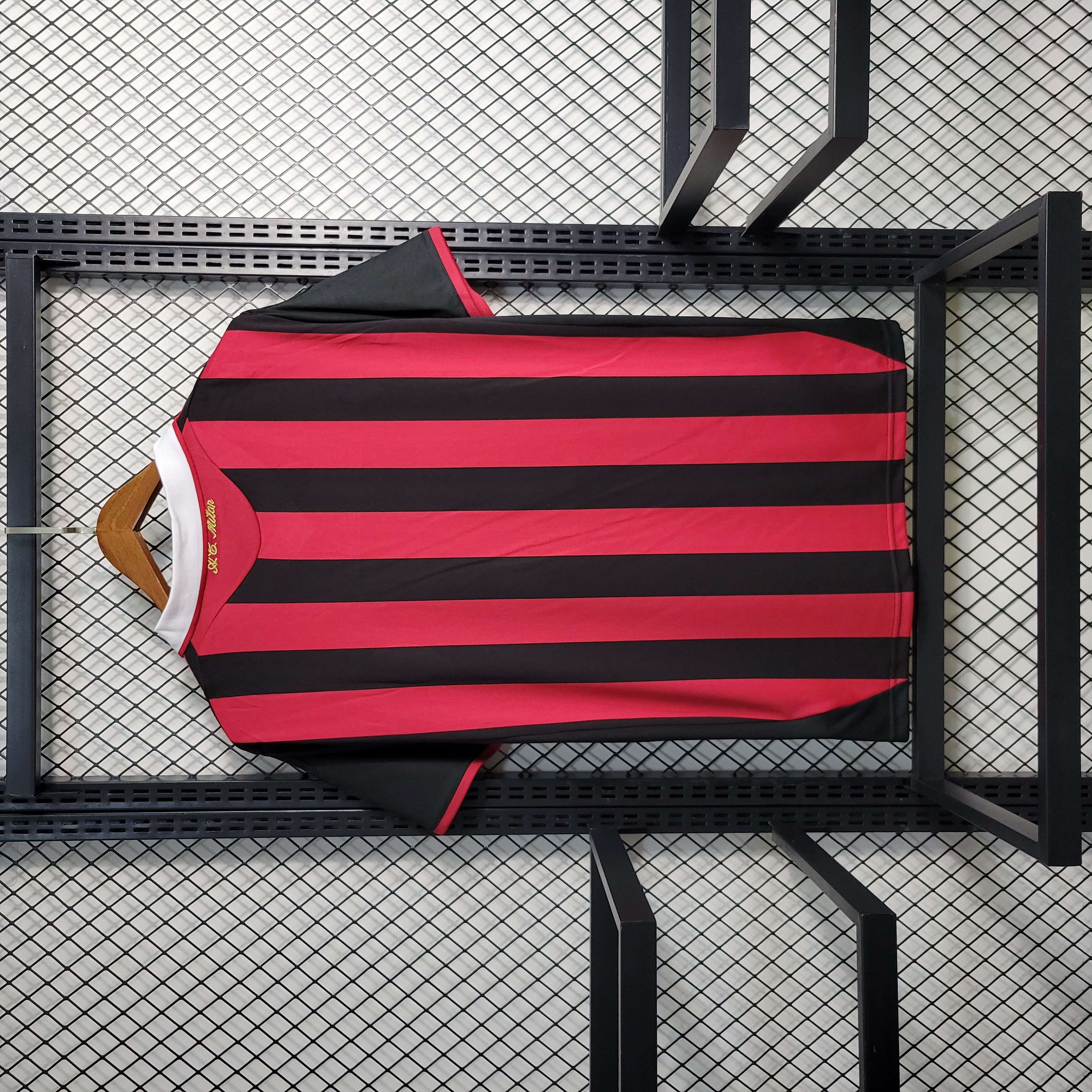 AlphaJersey-Retro AC Milan 2009-10 Home Stadium Jersey