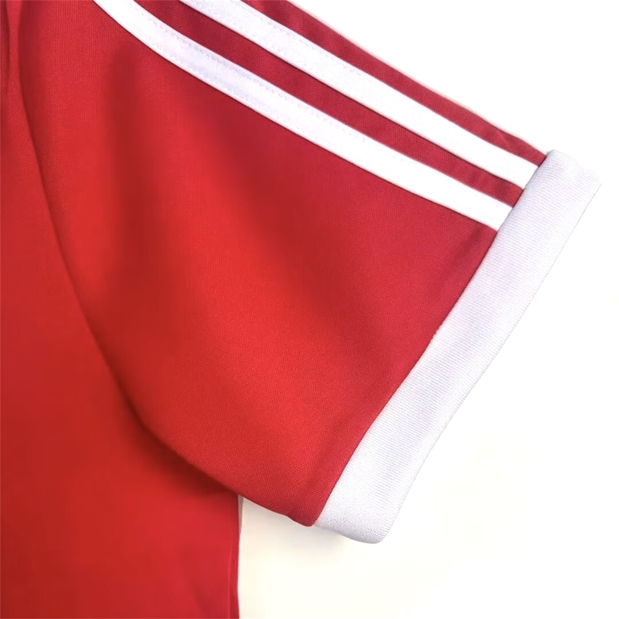 AlphaJersey-Retro Nottingham Forest 1977-80 Home Jersey