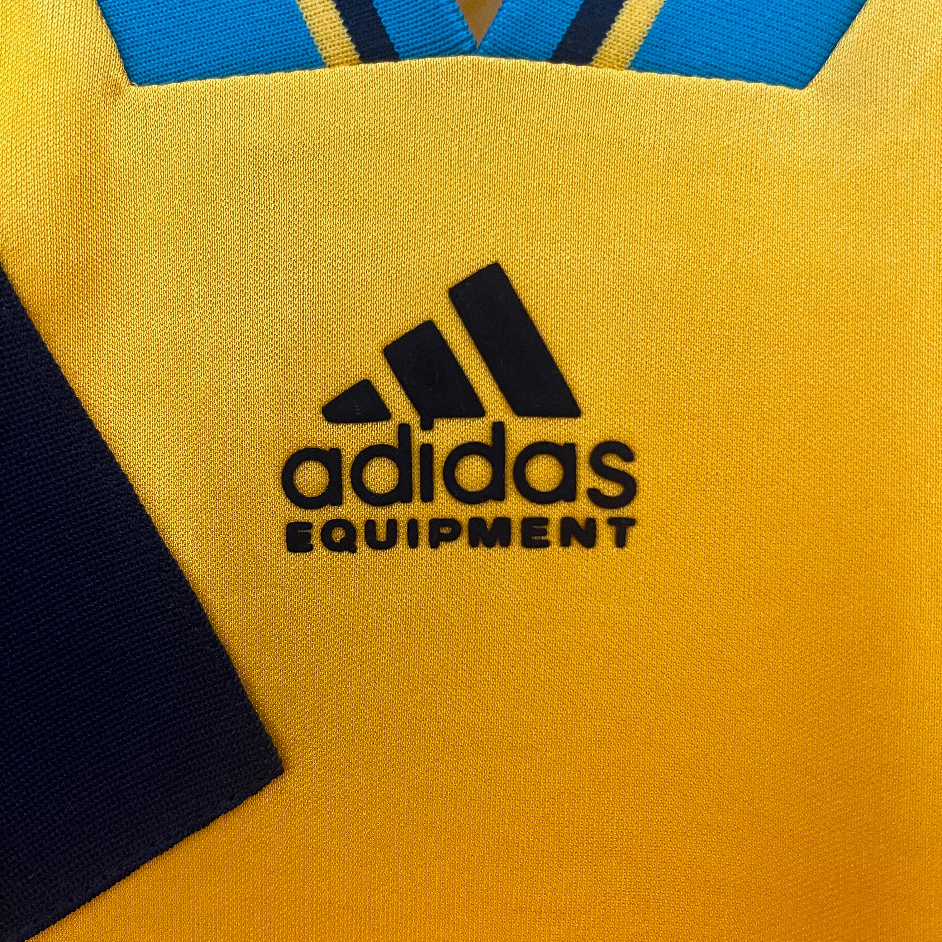 AlphaJersey-Retro Bayern Munich 93-95 Away Jersey