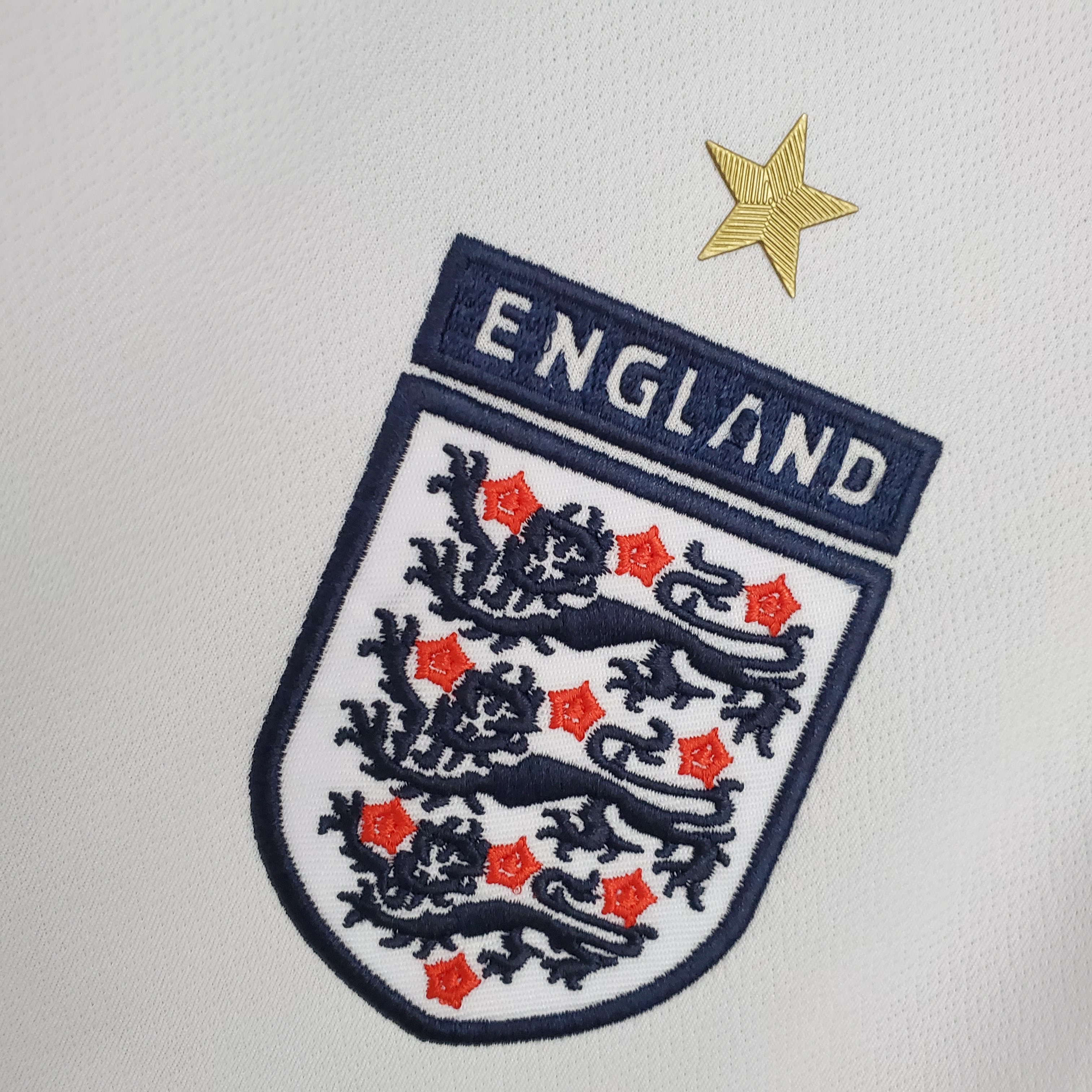 AlphaJersey-Retro England 2006 Home Stadium Jersey