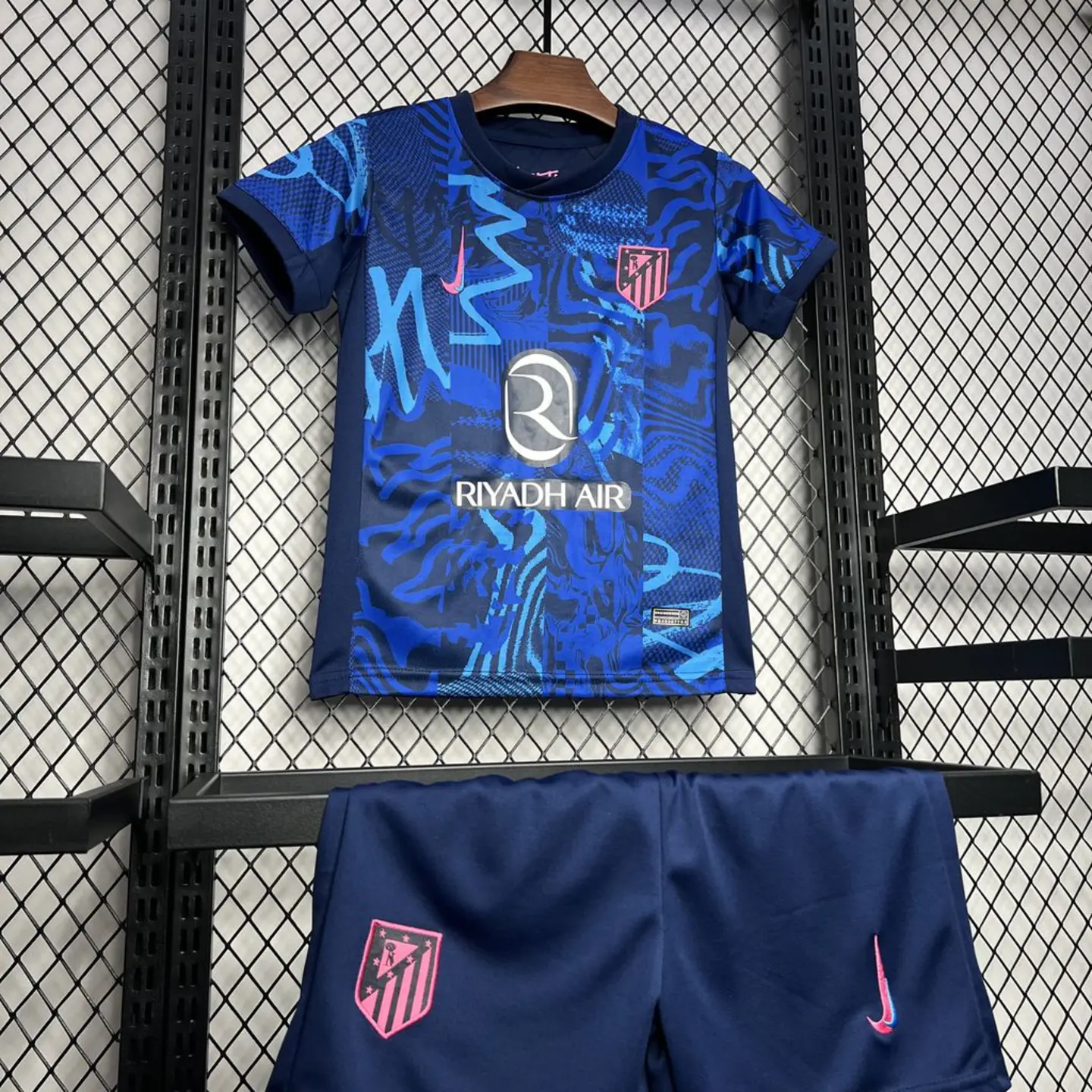 Socce Jerseys-topleaguejerseys.com