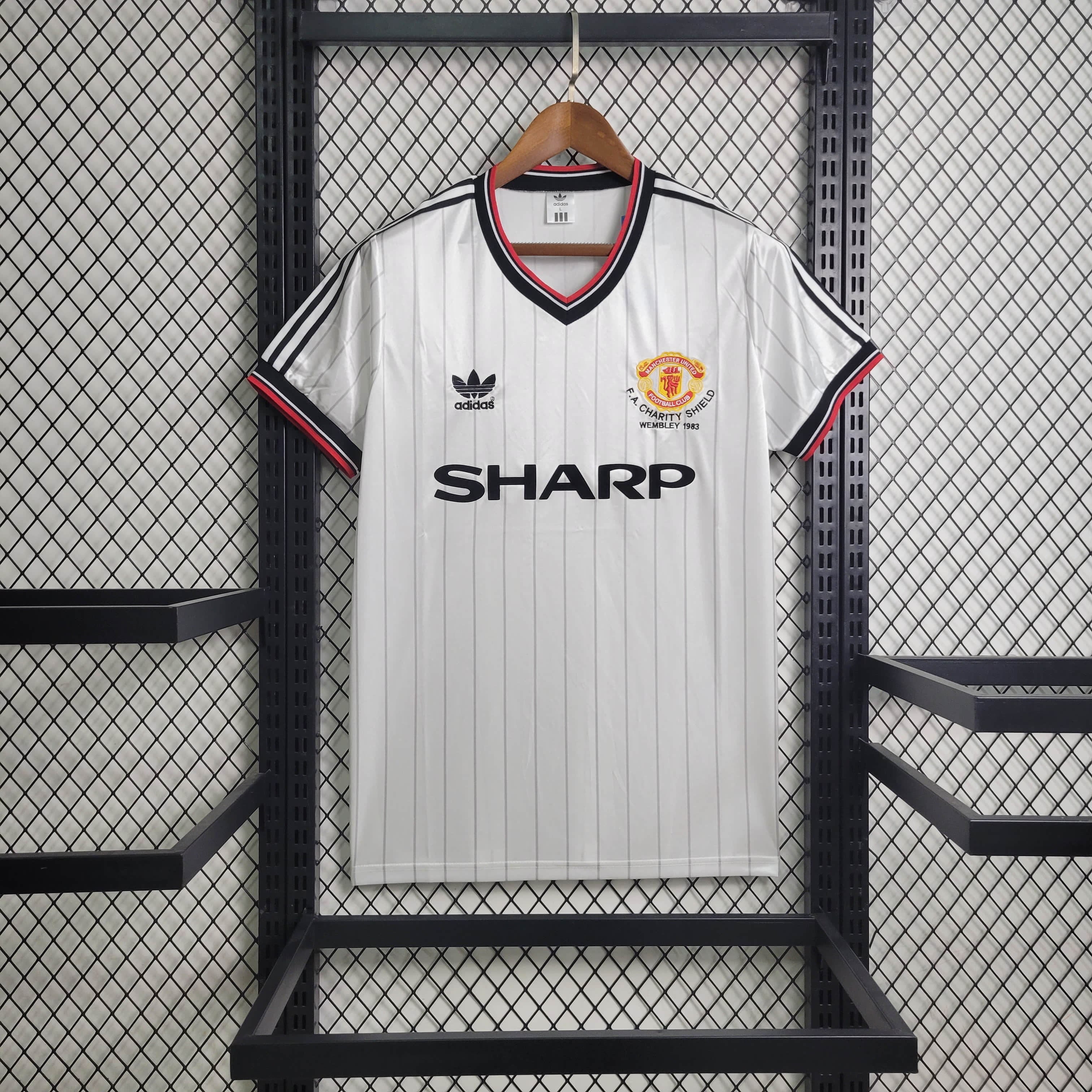 AlphaJersey-Retro Manchester United 82-83 Away Jersey