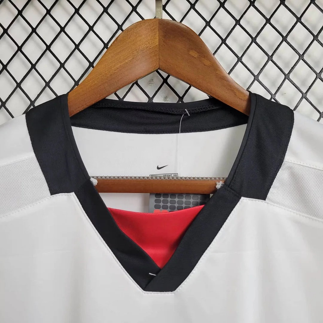 AlphaJersey-Retro Manchester United 02-03 Away Jersey
