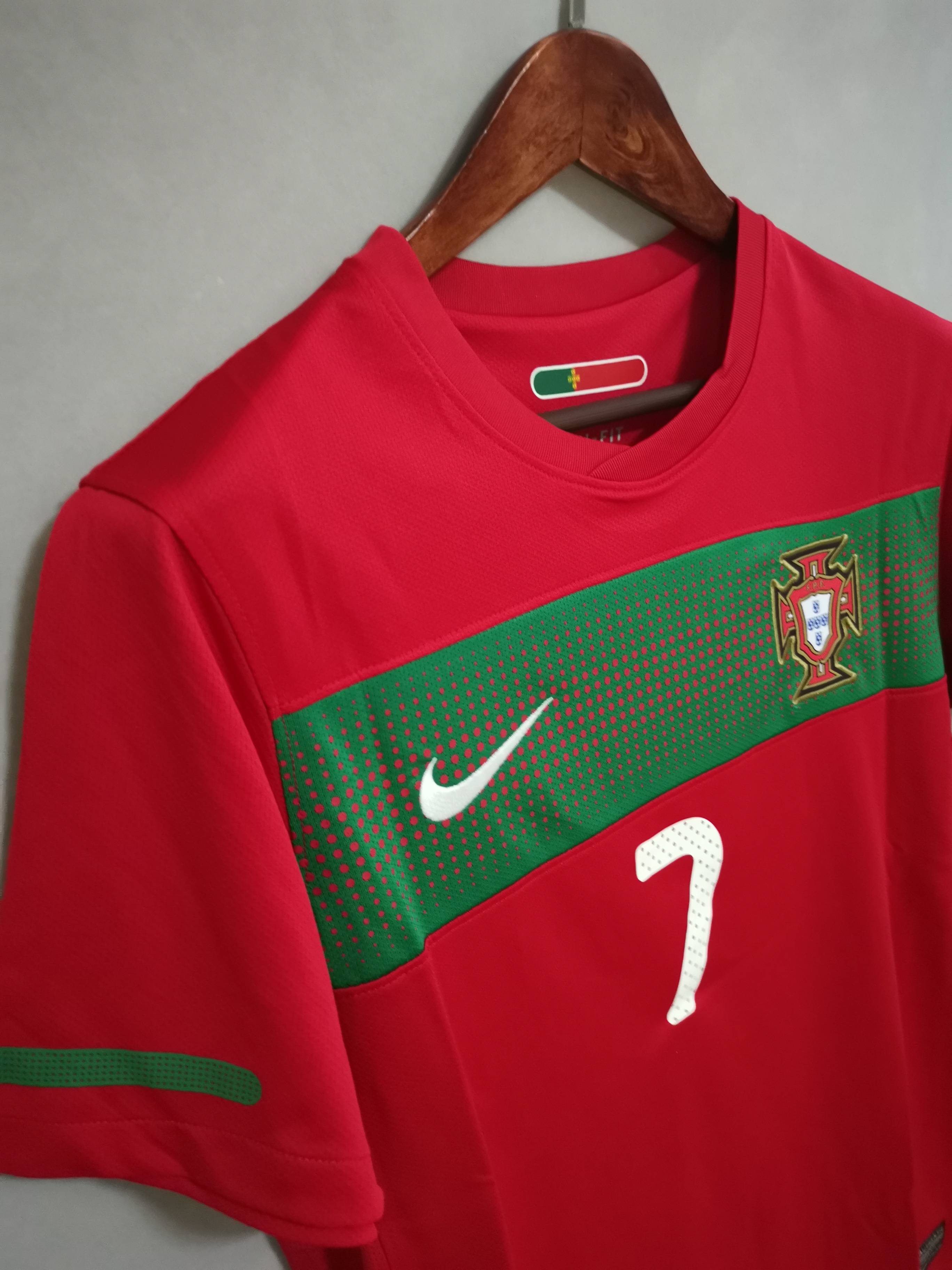 AlphaJersey-Retro Portugal 2010 Home Stadium Jersey