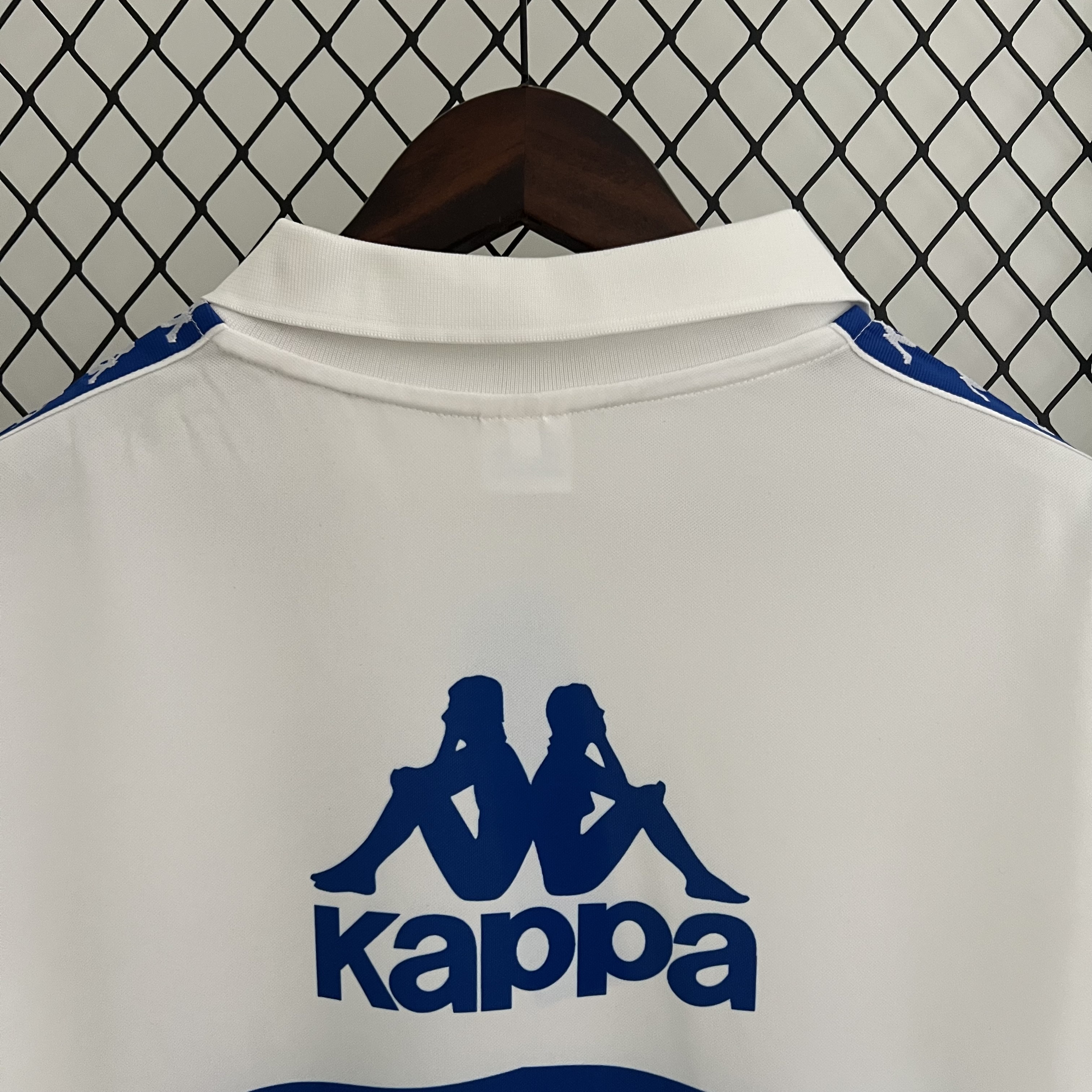 AlphaJersey-Retro Juventus 1990-92 White Training Jersey