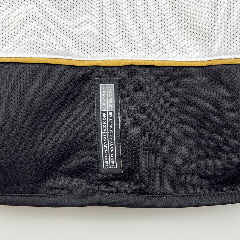 AlphaJersey-Retro Manchester United 01-02 100th Anniversary Special Edition Jersey - White