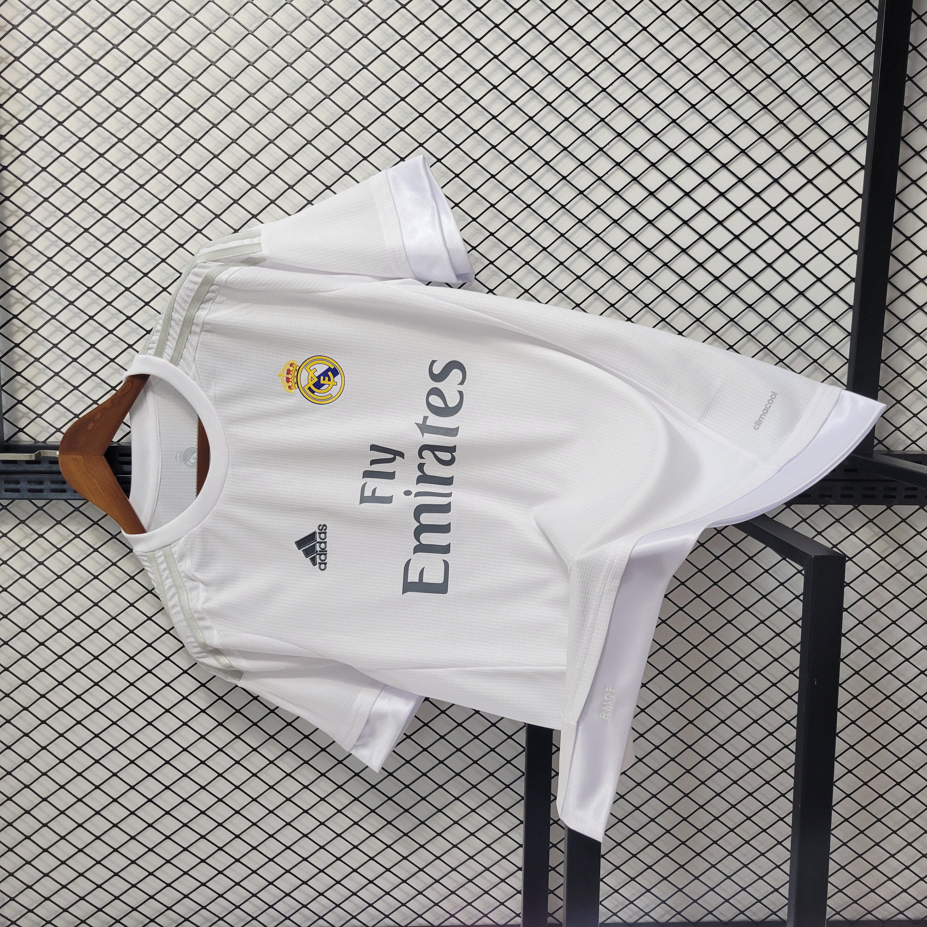 AlphaJersey-Retro Real Madrid 15-16 Home Stadium Jersey