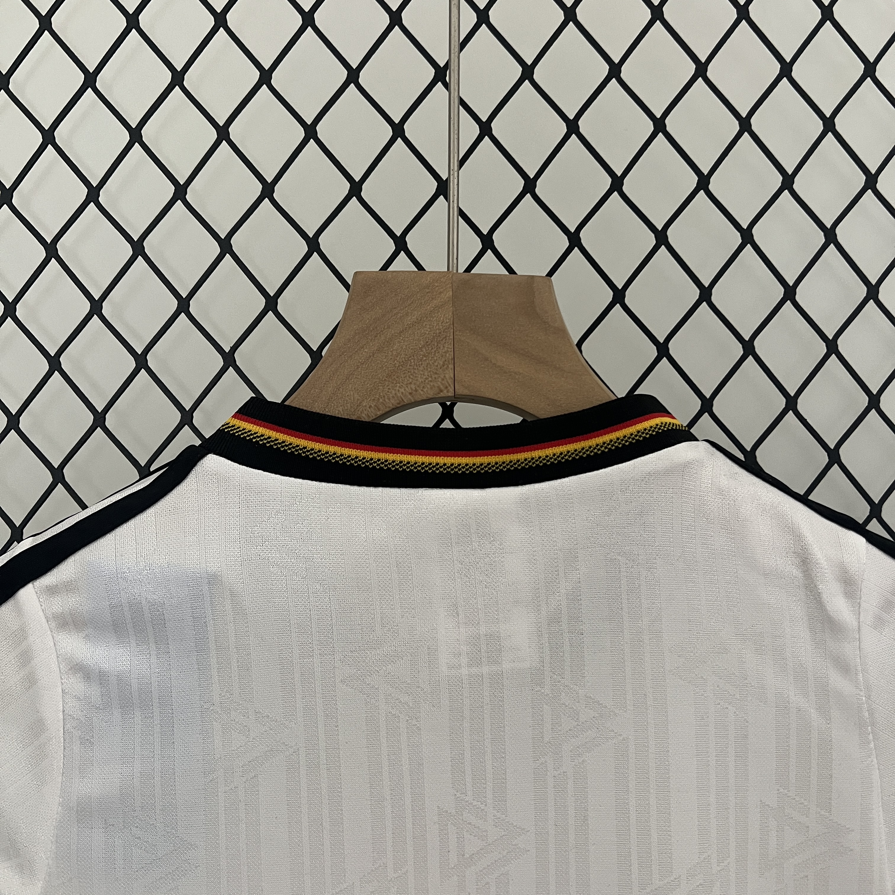 AlphaJersey-Retro Germany 1996 Home Stadium Kids Kit
