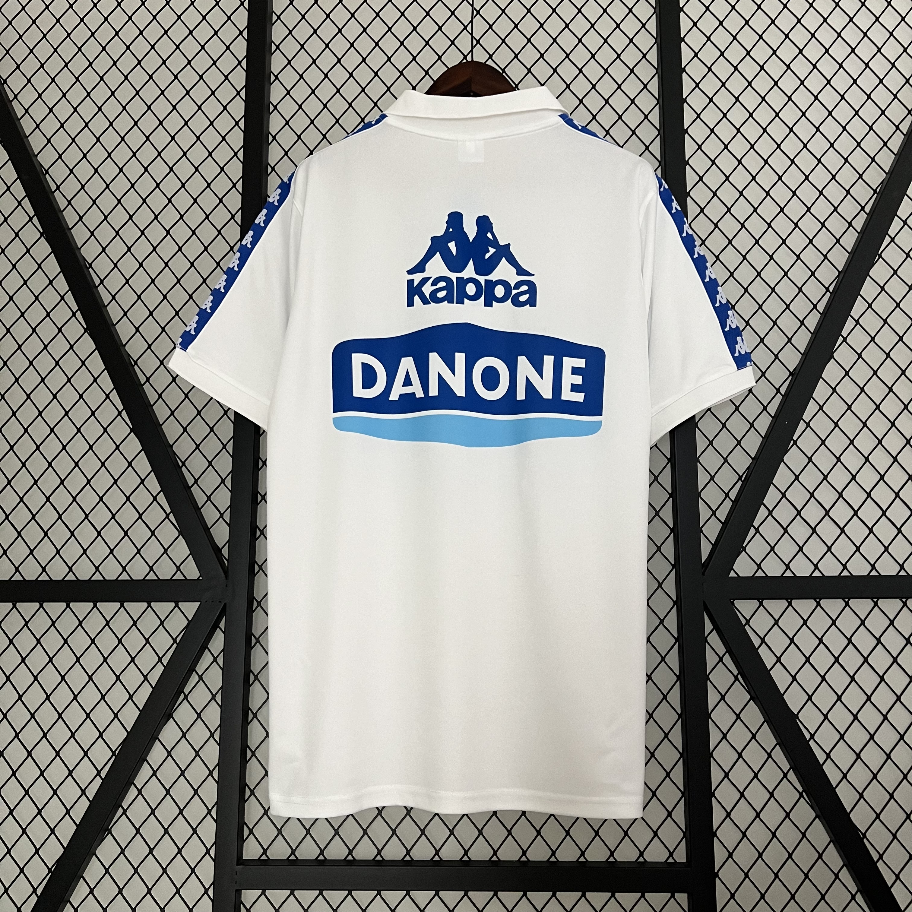 AlphaJersey-Retro Juventus 1990-92 White Training Jersey