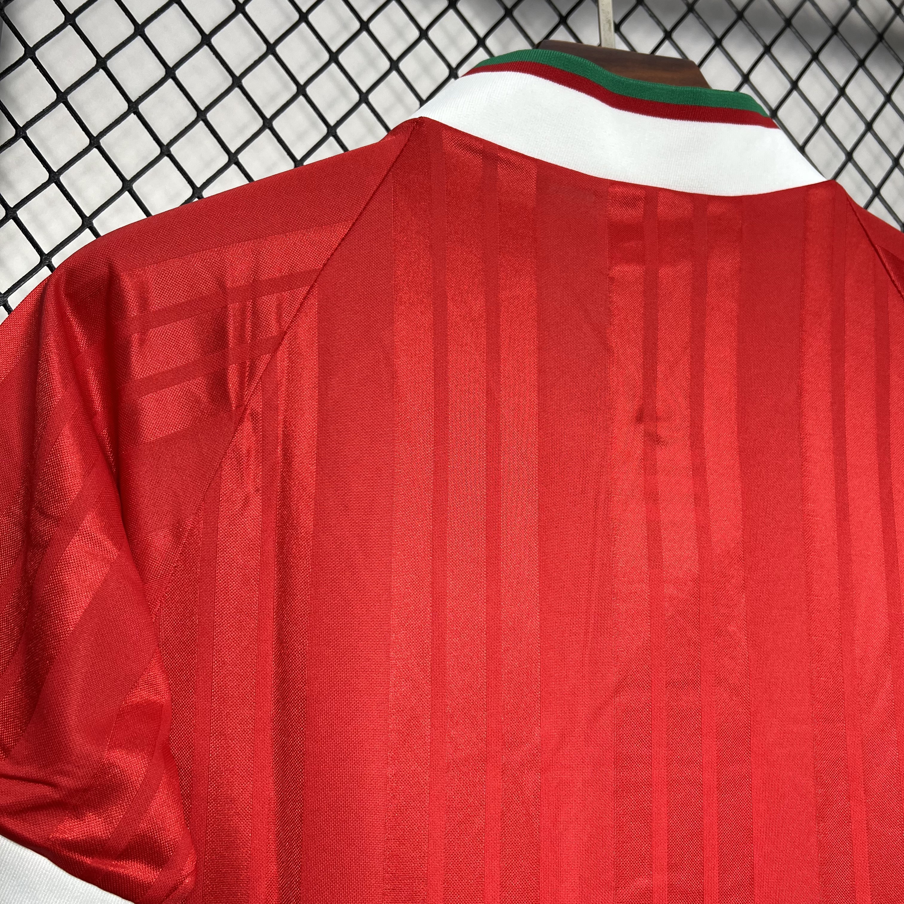 AlphaJersey-Retro Liver.pool 1993-95 Home Stadium Jersey