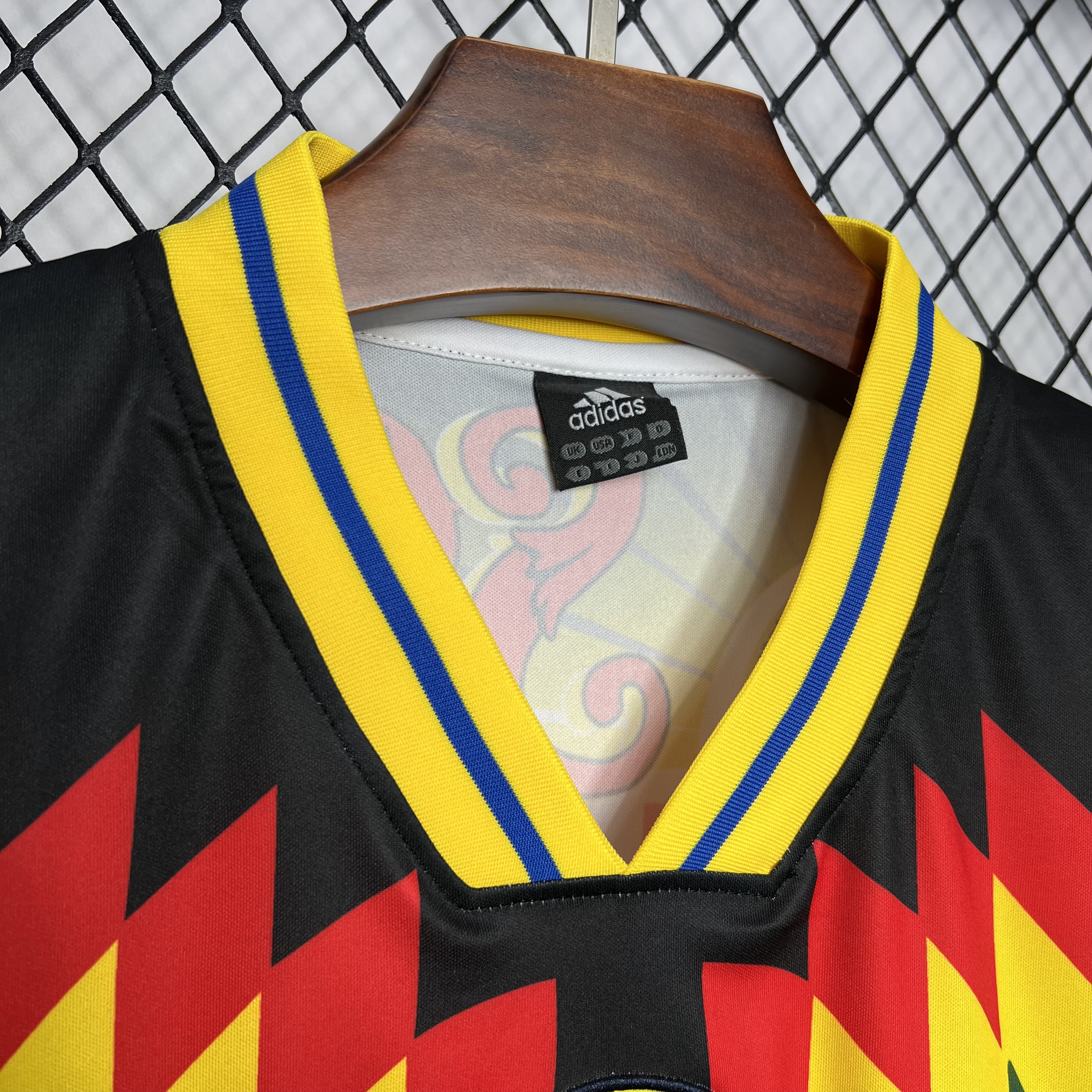 AlphaJersey-Retro Club América 1995-96 Away Jersey