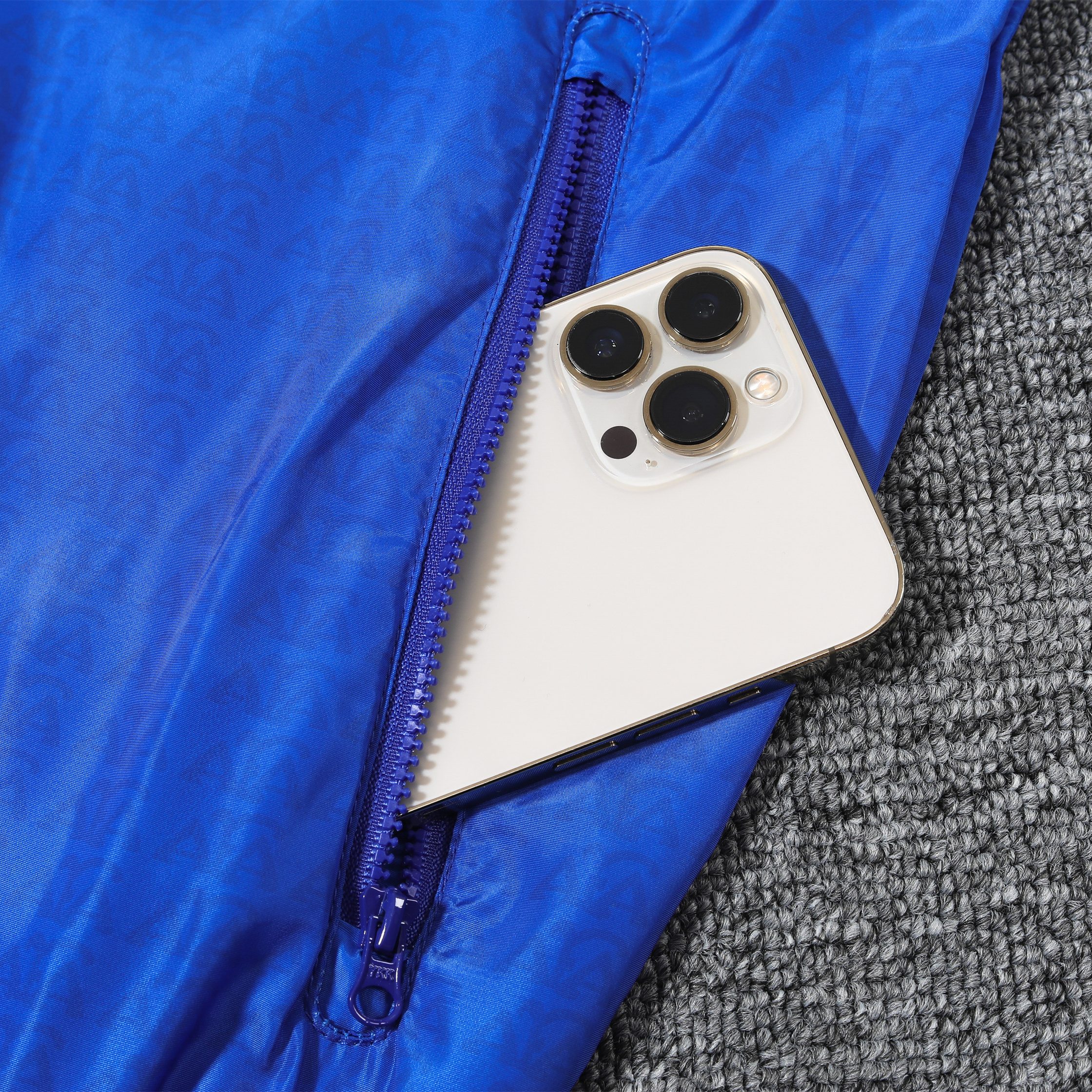 AlphaJersey-Argentine 2024 Vintage Style Blue Hooded Windbreaker - Player Version