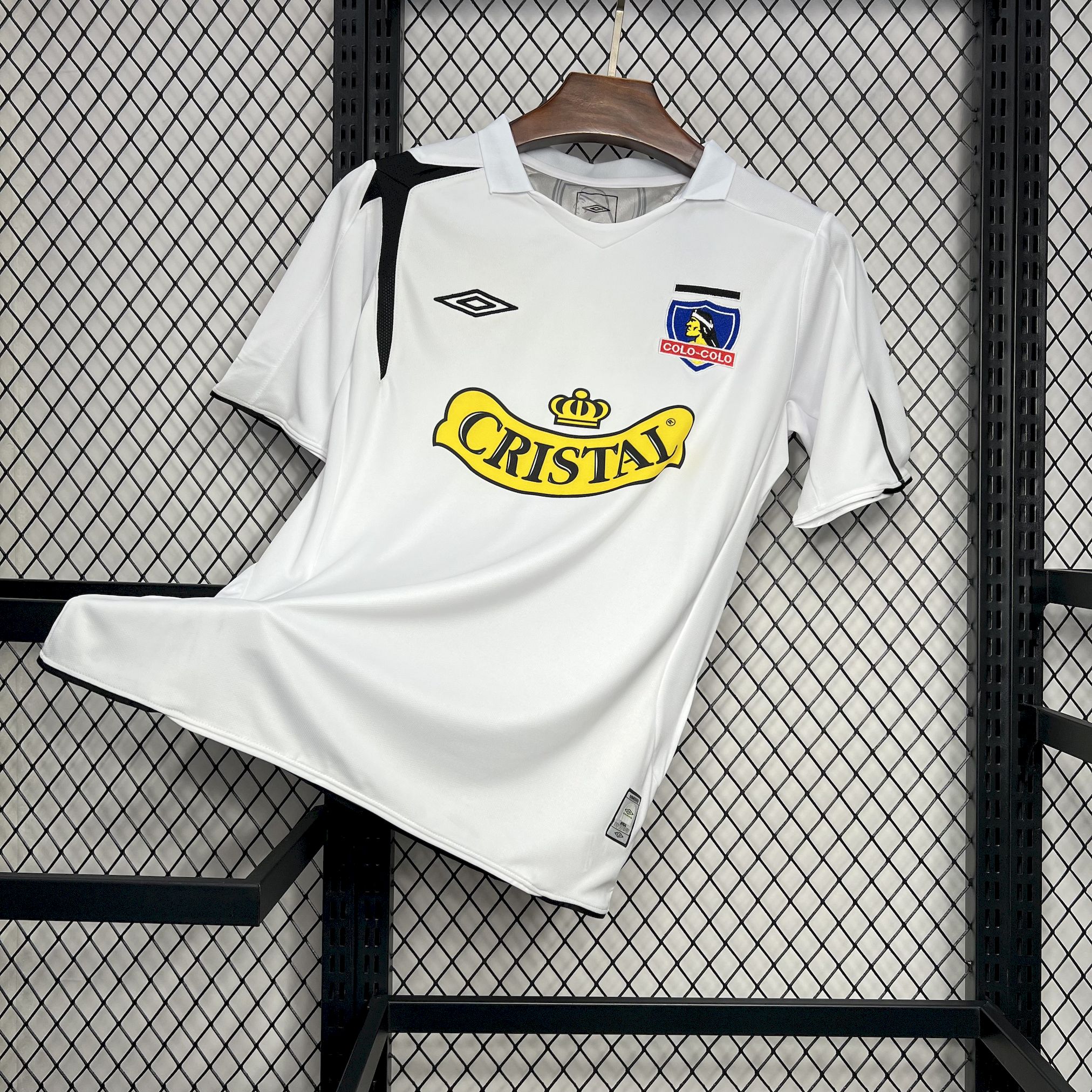 AlphaJersey-Retro Colo Colo 2006 Home Jersey
