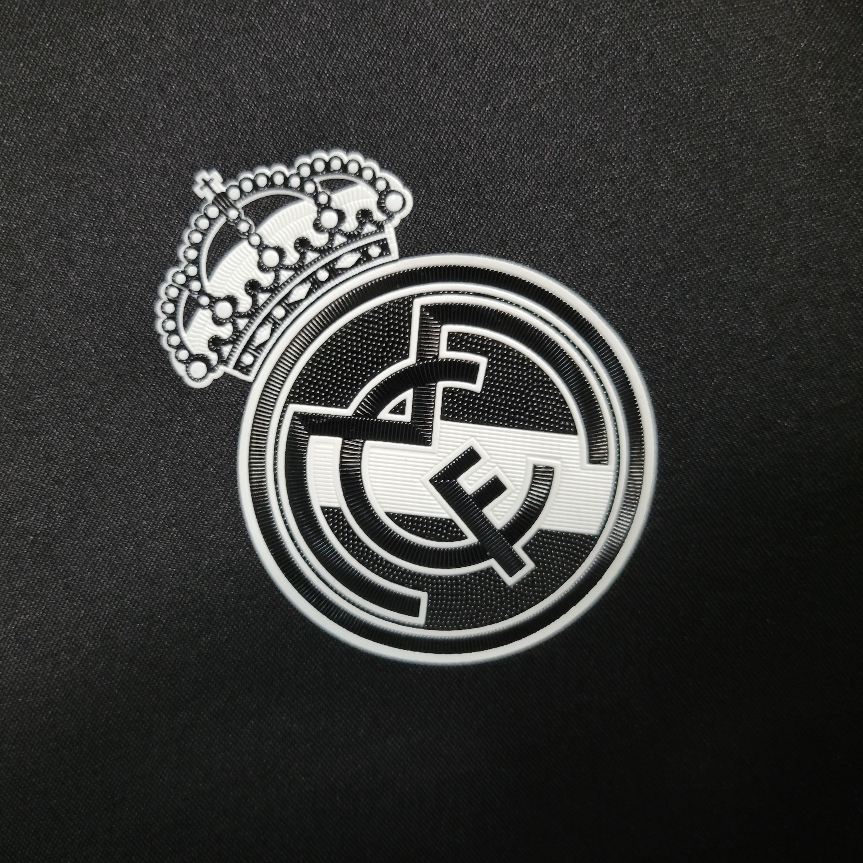 AlphaJersey-Retro Real Madrid 16-17 Third Long Sleeve Jersey