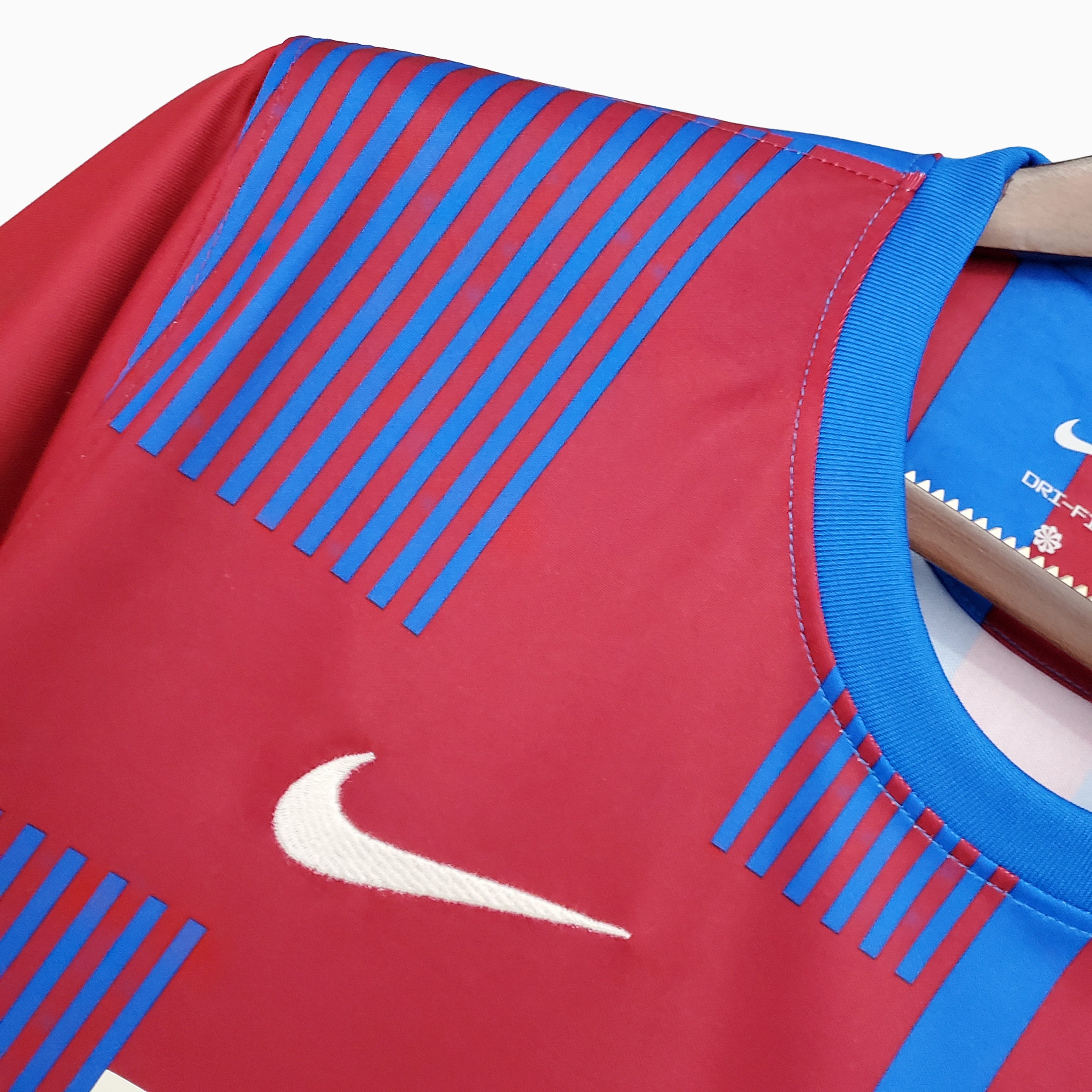 AlphaJersey-Retro Barcelona 21-22 Home Stadium Jersey