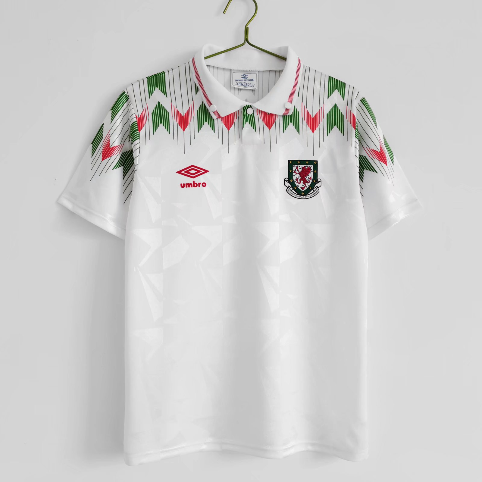 AlphaJersey-Retro Wales 1990-92 Away Stadium Jersey