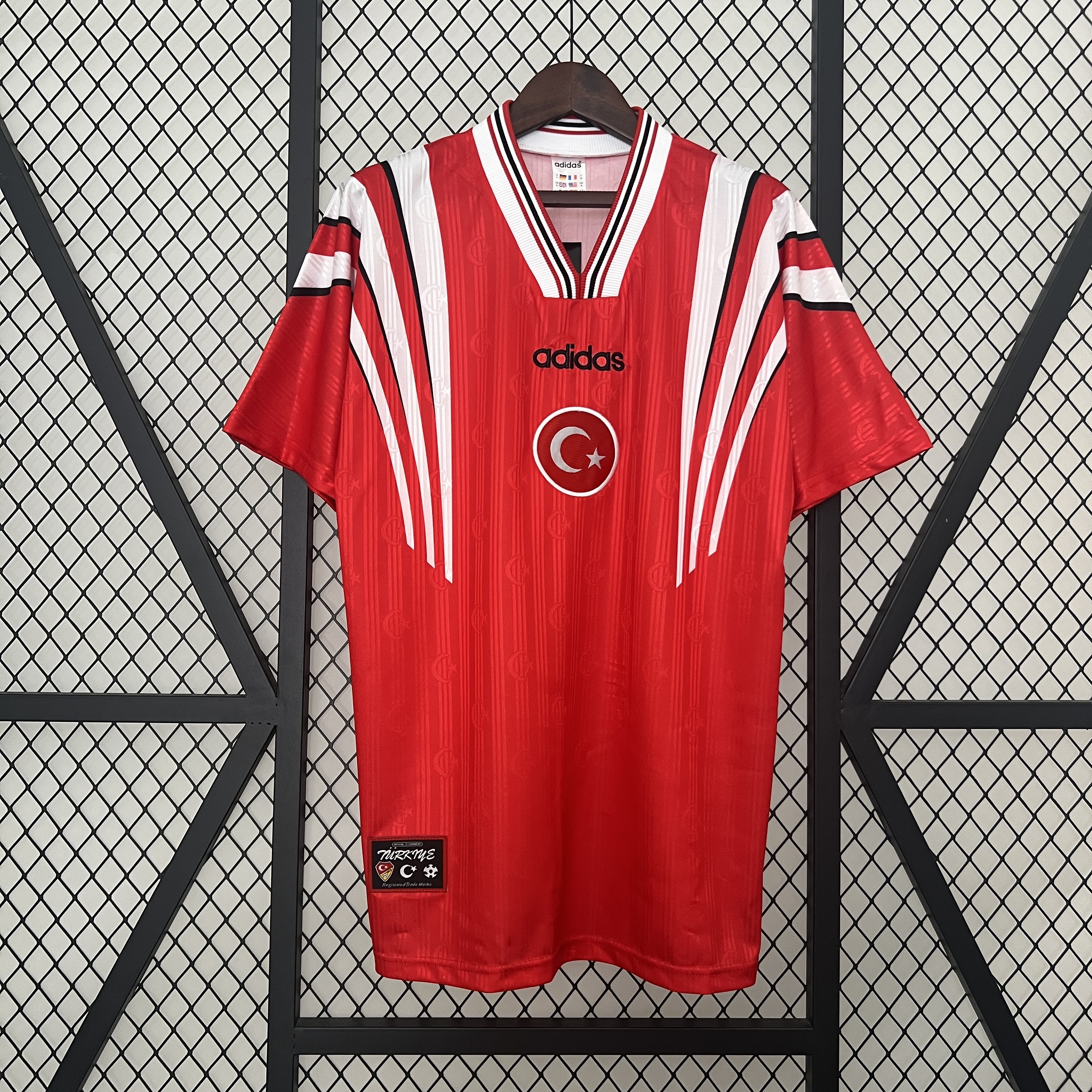 Socce Jerseys-topleaguejerseys.com