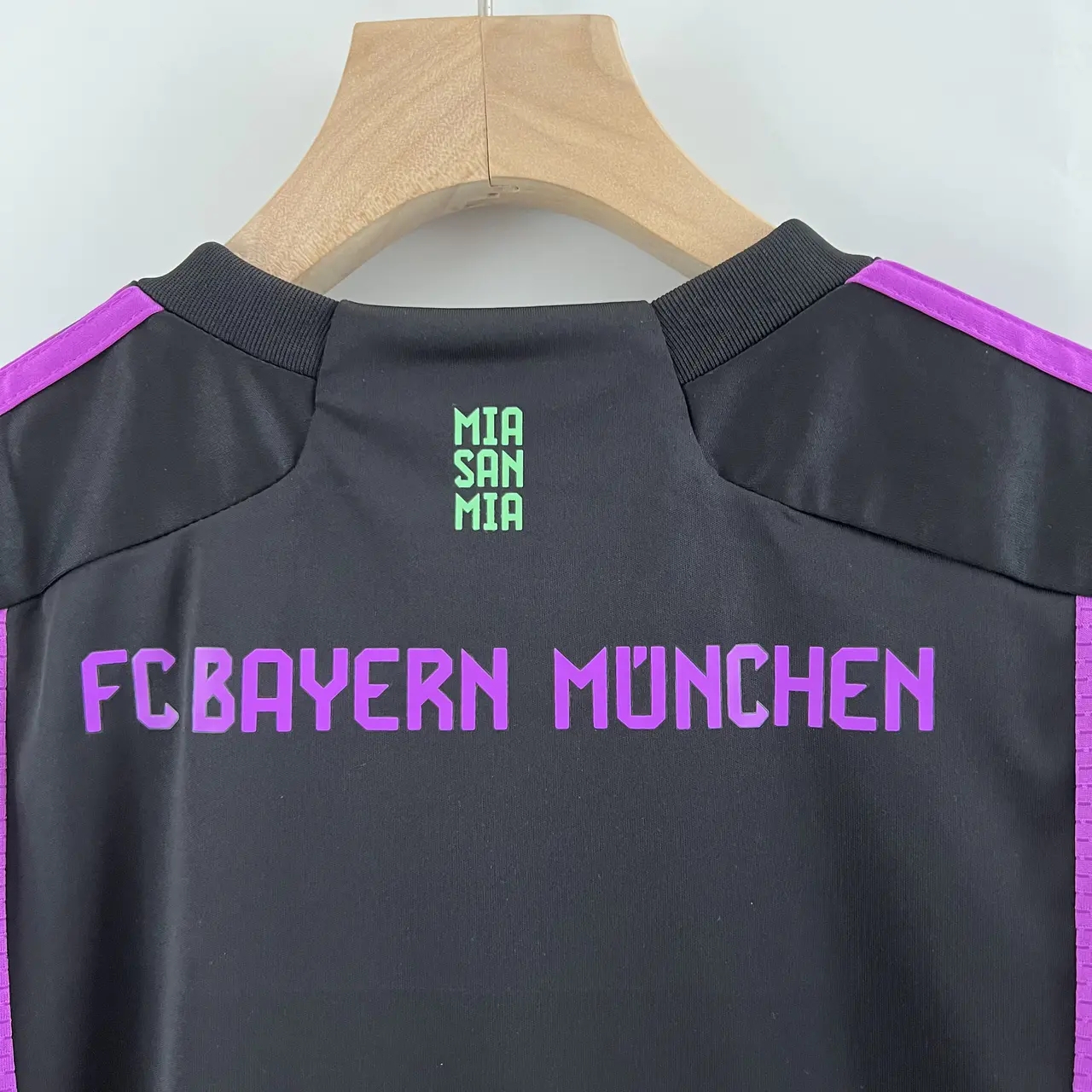 Socce Jerseys-topleaguejerseys.com