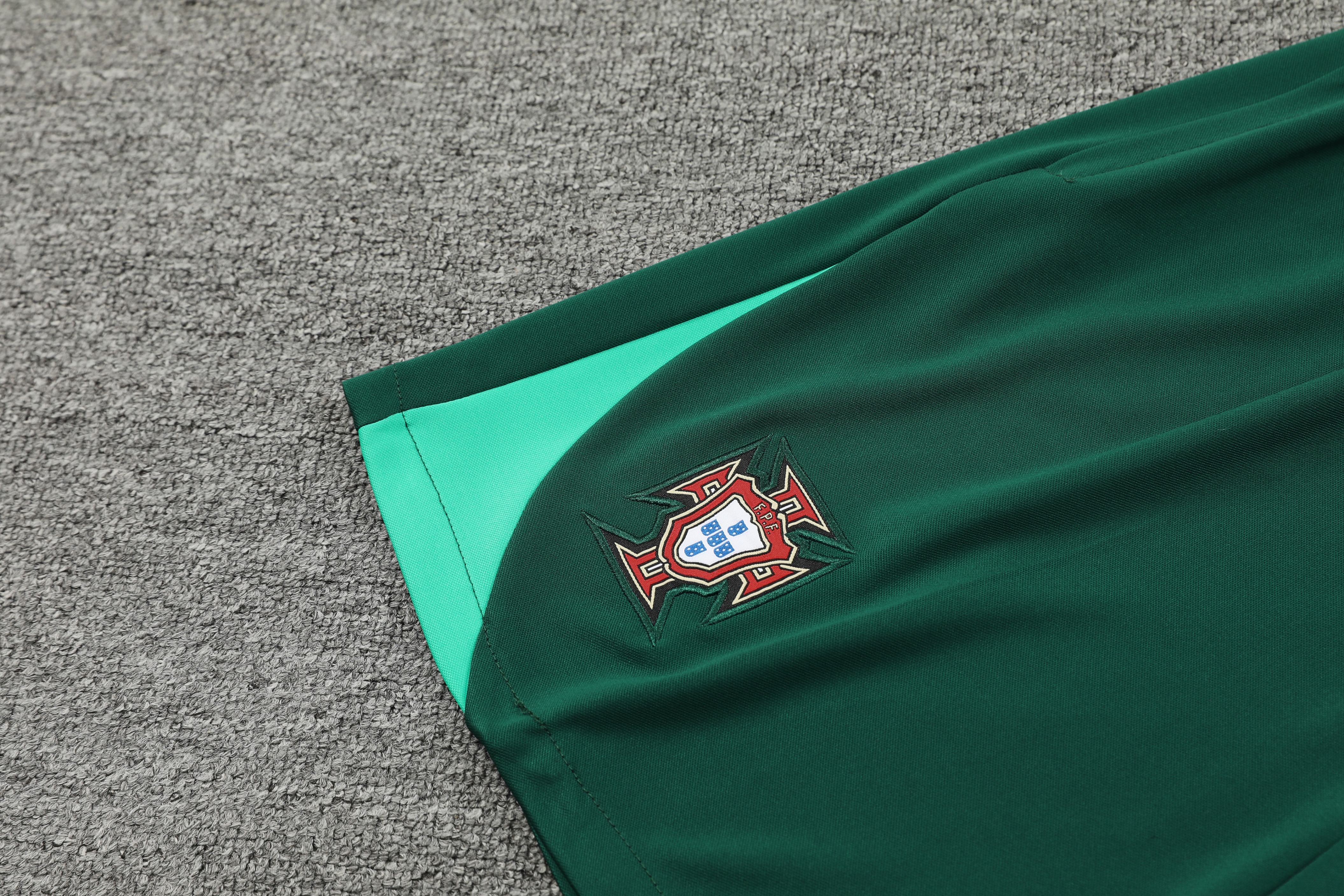 AlphaJersey-Portugal 2024 Short-Sleeve Training Set - Green