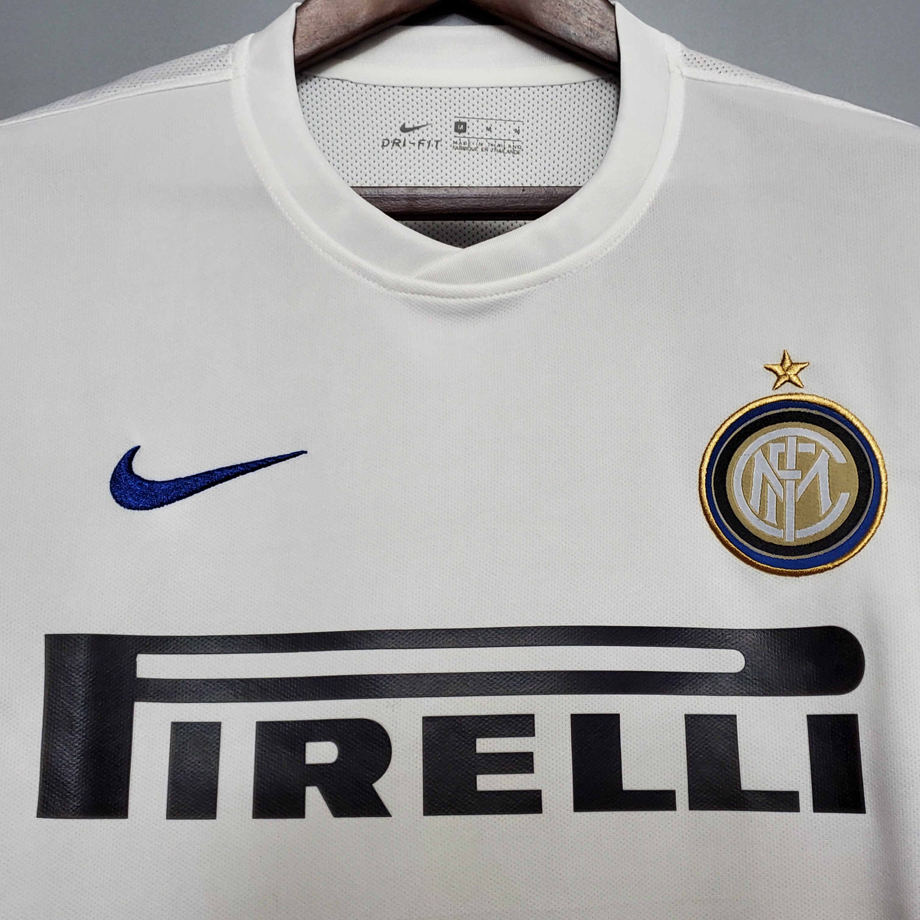 AlphaJersey-Retro Inter Milan 2010-11 Away Stadium Jersey