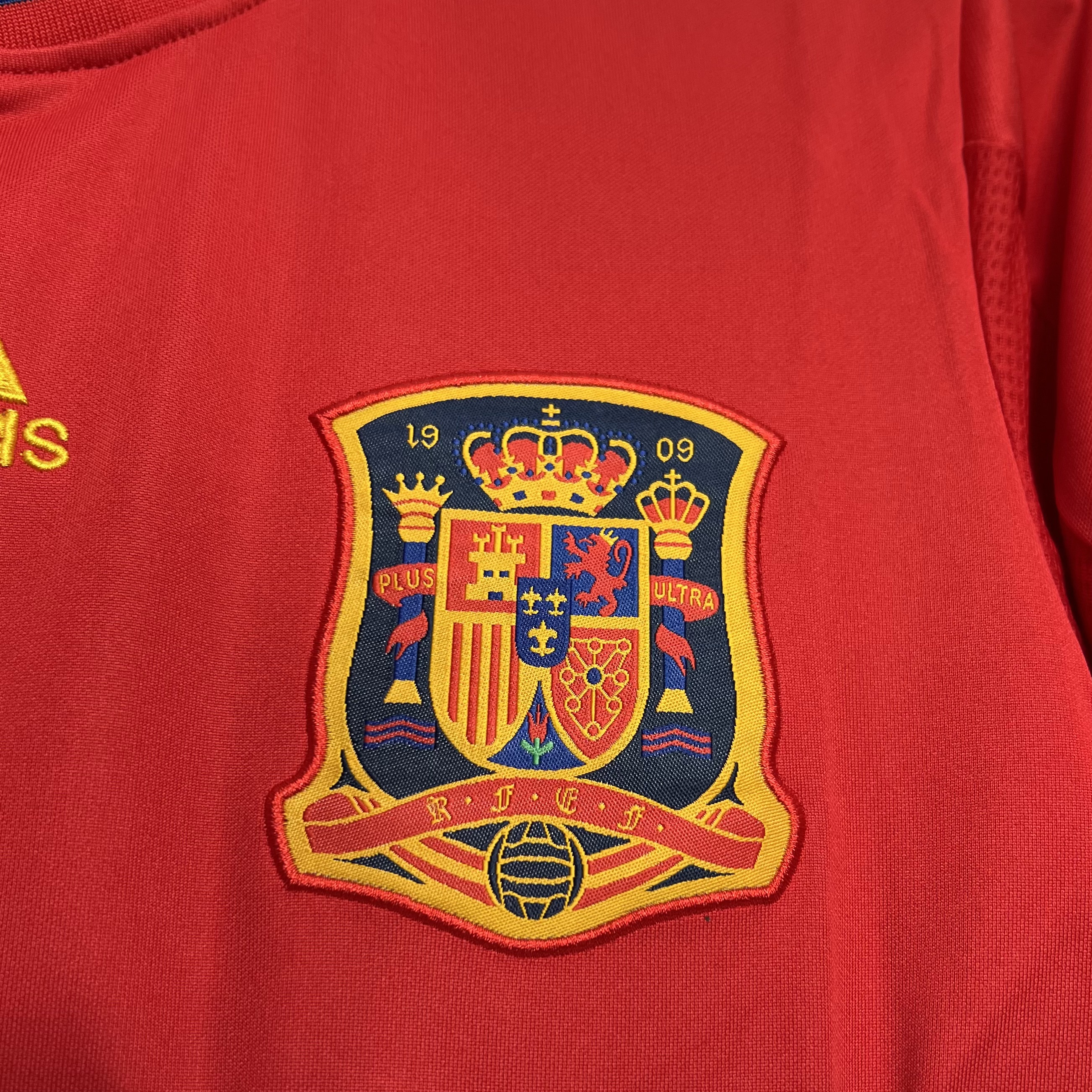 AlphaJersey-Retro Spain 2010 Home Stadium Jersey