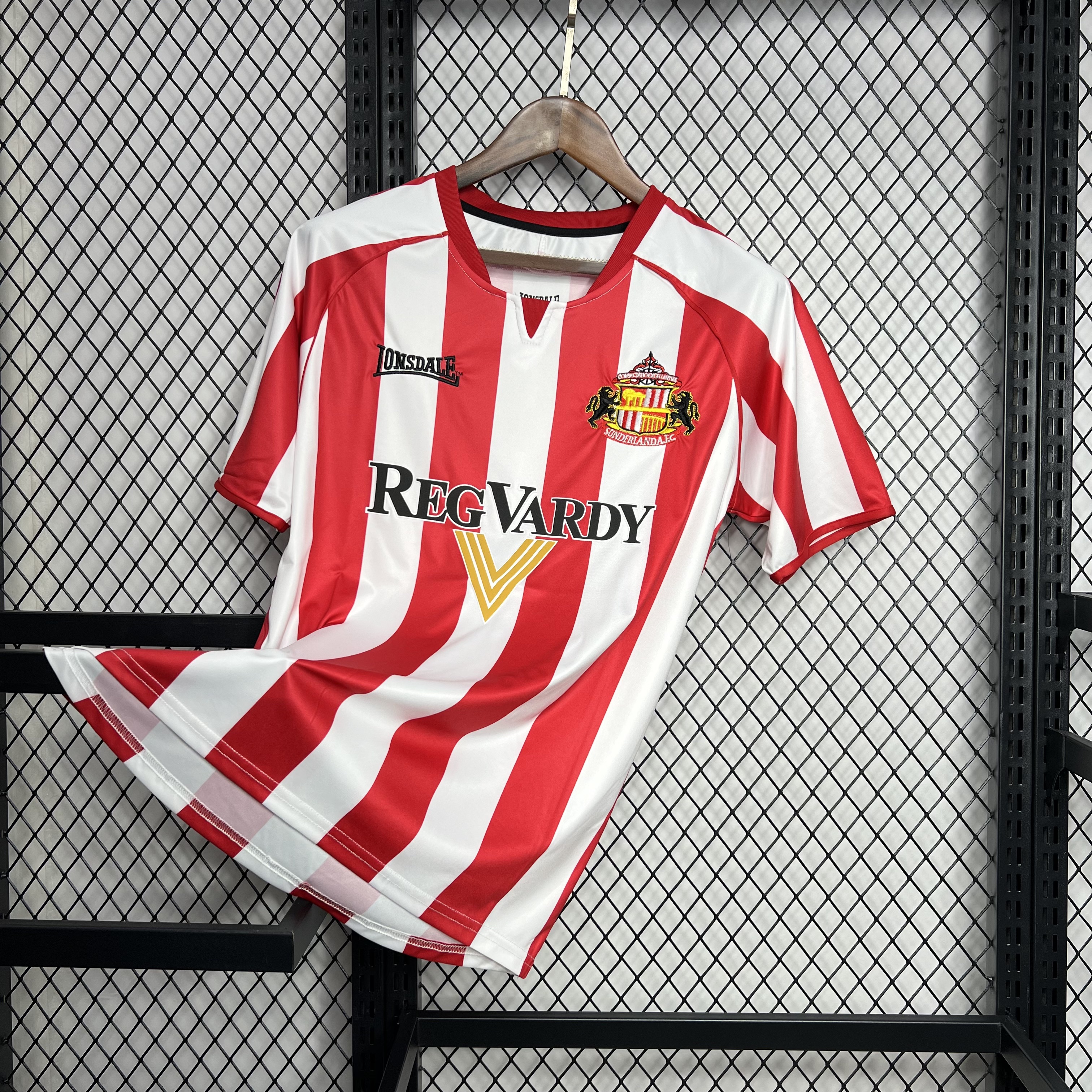 AlphaJersey-Retro Sunderland 2005-06 Home Stadium Jersey