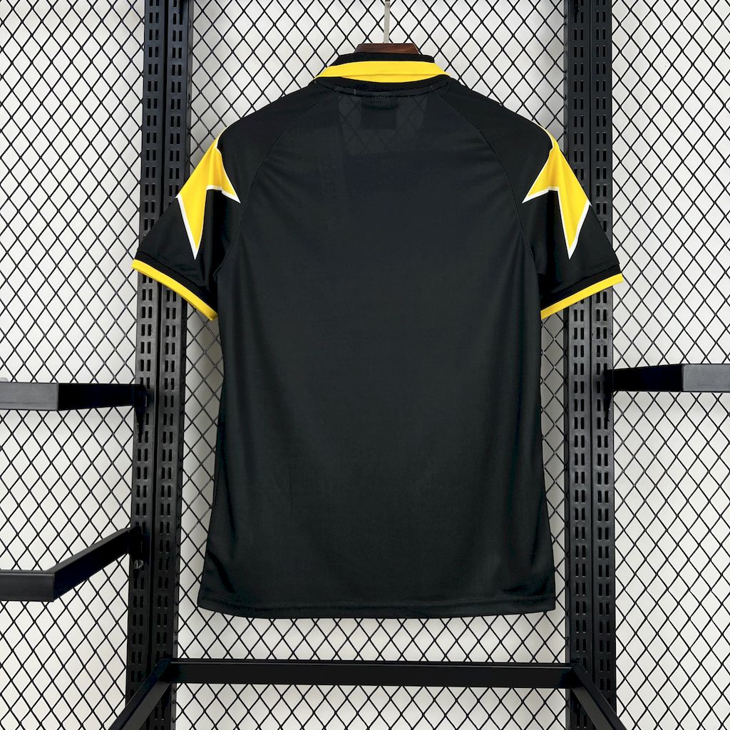 AlphaJersey-Retro Juventus 1996-97 Third Jersey