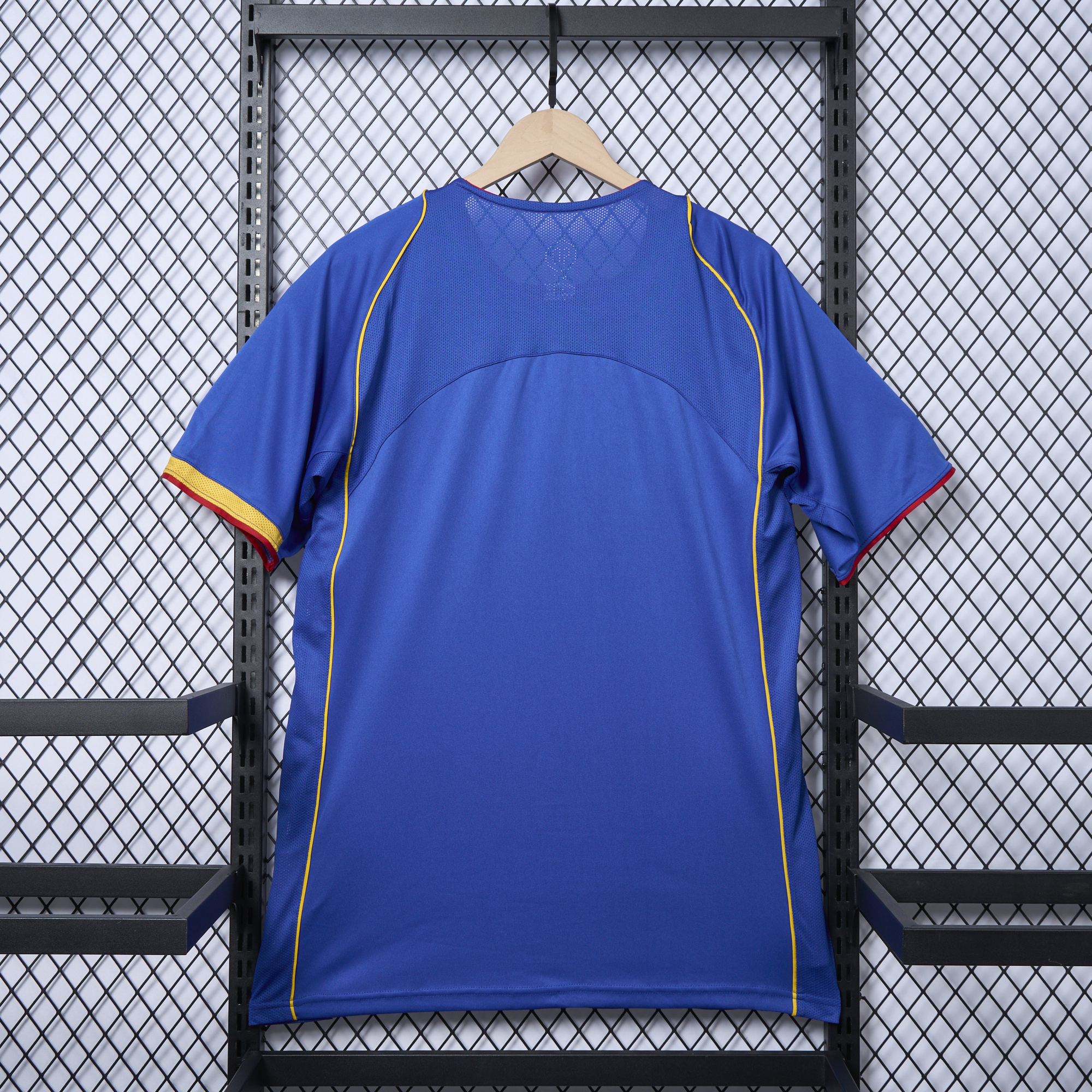 AlphaJersey-Retro Arsenal 2004-05 Away Stadium Jersey